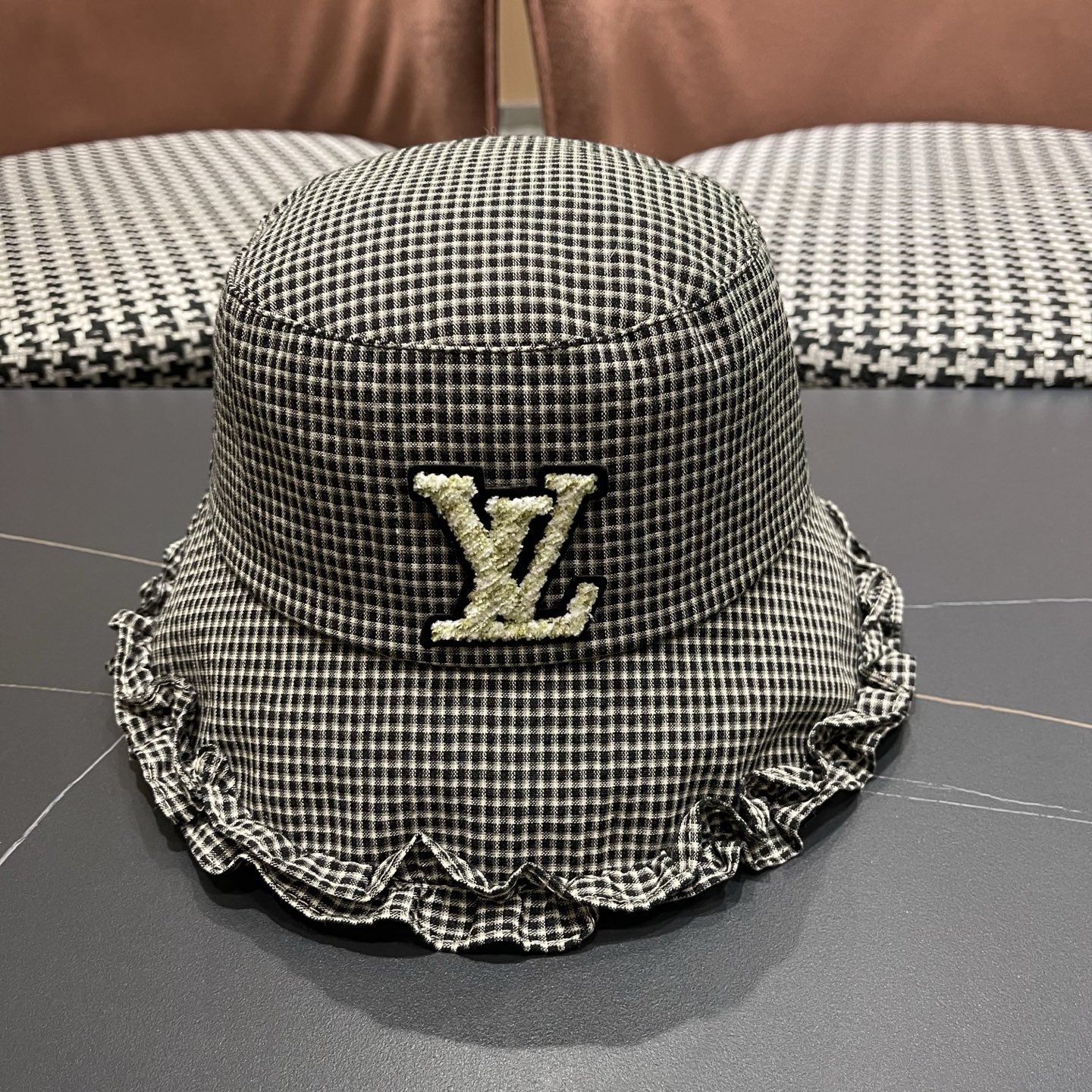 LV路易威登 韩版花边格纹渔夫帽子女春秋季时尚显脸小盆帽 户外出游防晒遮阳帽