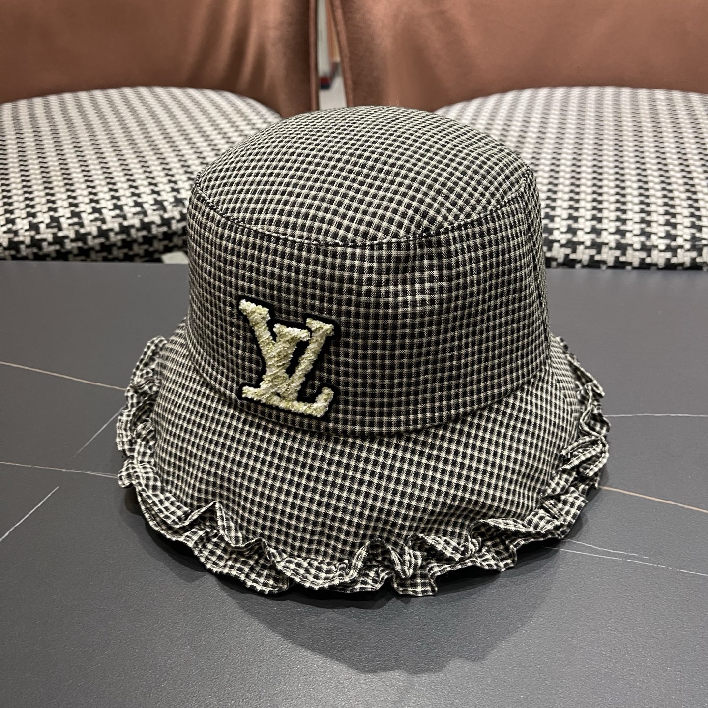 LV路易威登 韩版花边格纹渔夫帽子女春秋季时尚显脸小盆帽 户外出游防晒遮阳帽