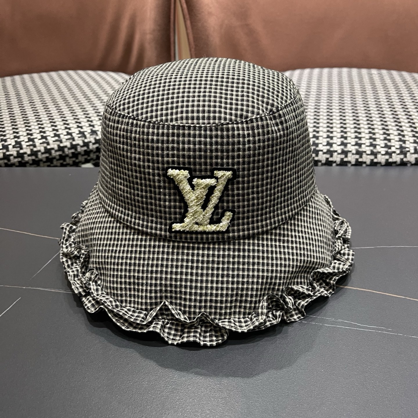 LV路易威登 韩版花边格纹渔夫帽子女春秋季时尚显脸小盆帽 户外出游防晒遮阳帽