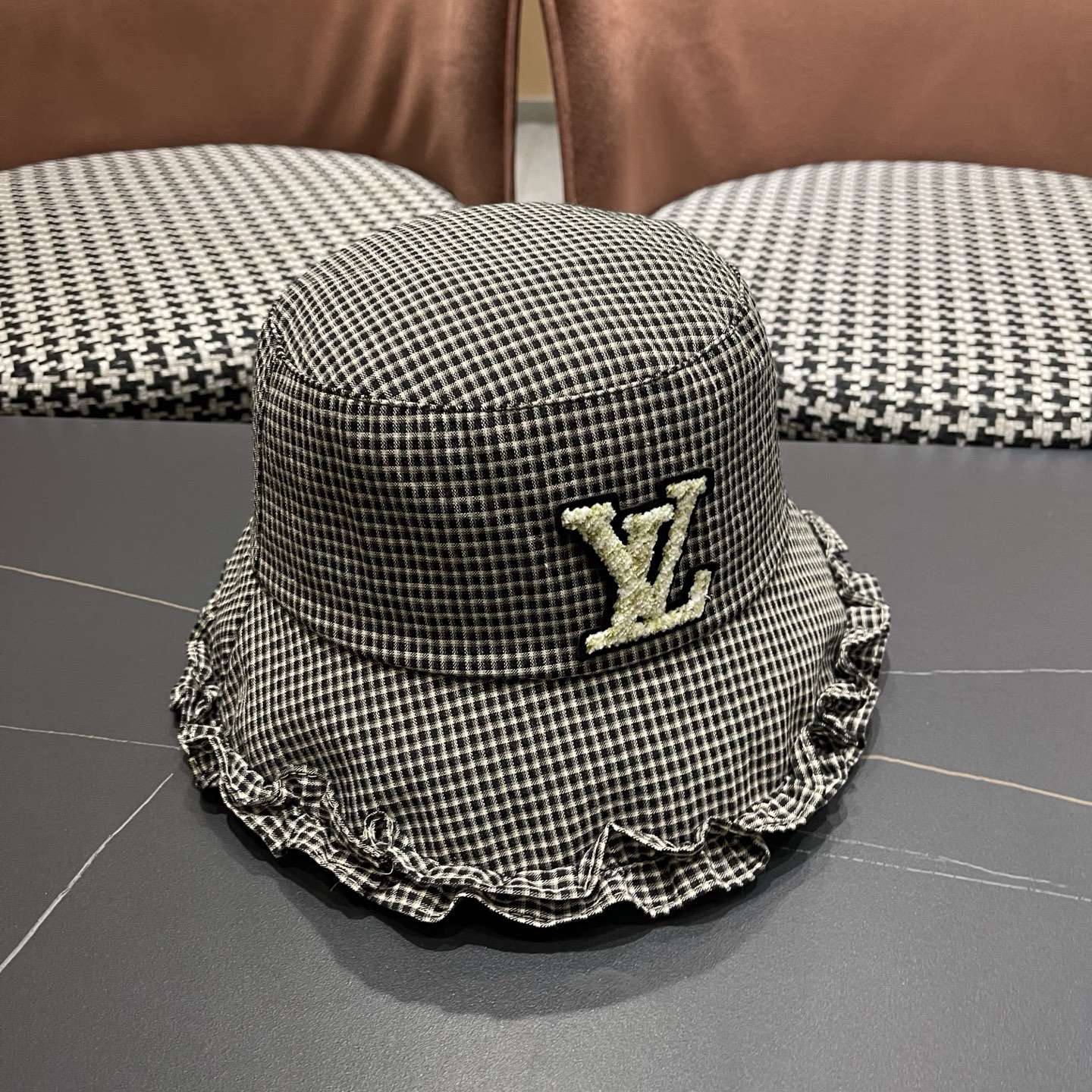 LV路易威登 韩版花边格纹渔夫帽子女春秋季时尚显脸小盆帽 户外出游防晒遮阳帽