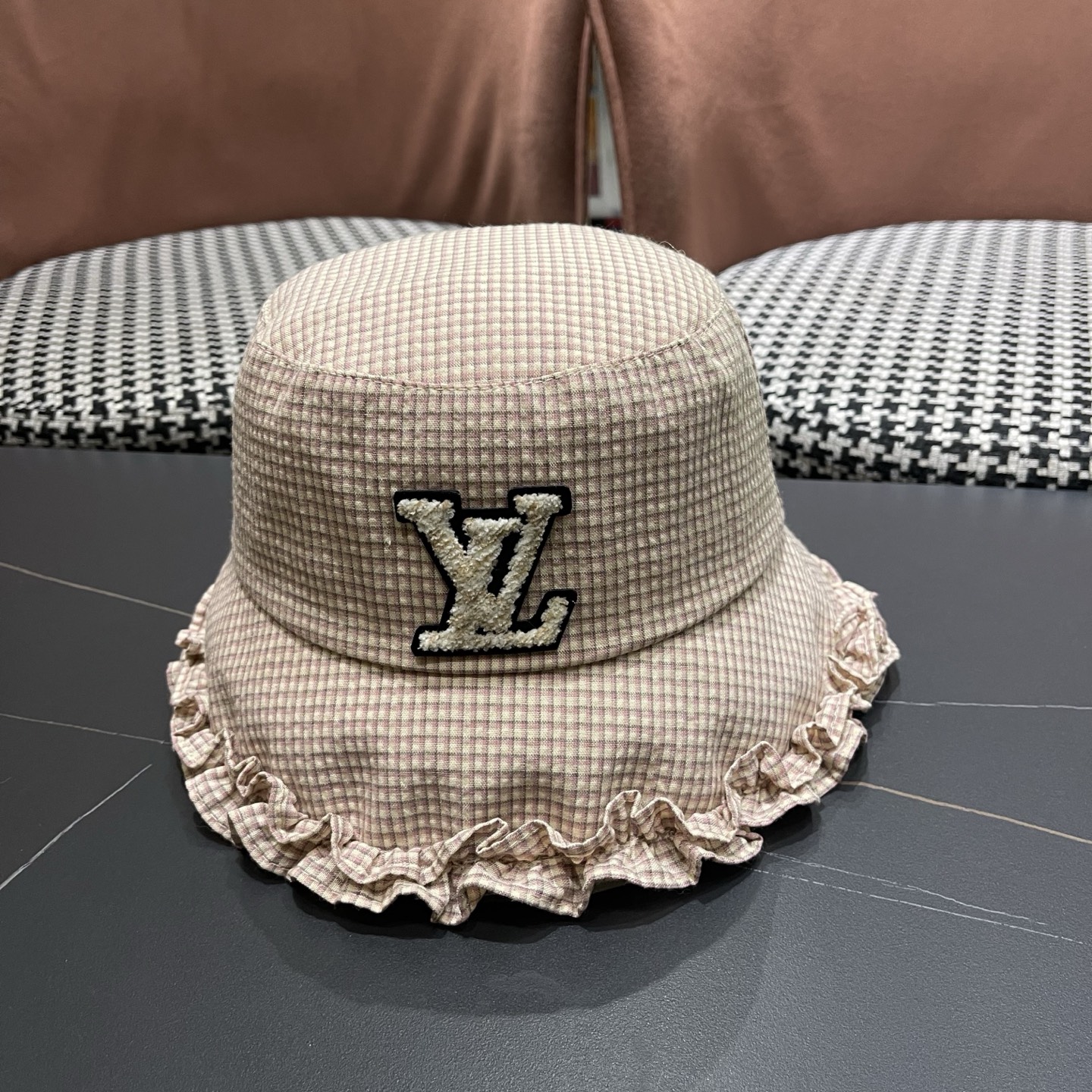 LV路易威登 韩版花边格纹渔夫帽子女春秋季时尚显脸小盆帽 户外出游防晒遮阳帽