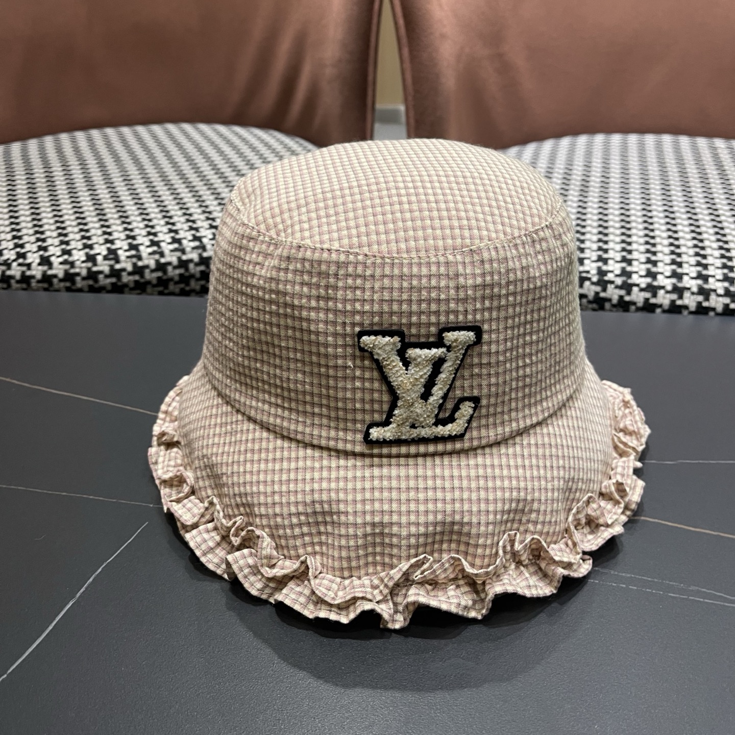 LV路易威登 韩版花边格纹渔夫帽子女春秋季时尚显脸小盆帽 户外出游防晒遮阳帽
