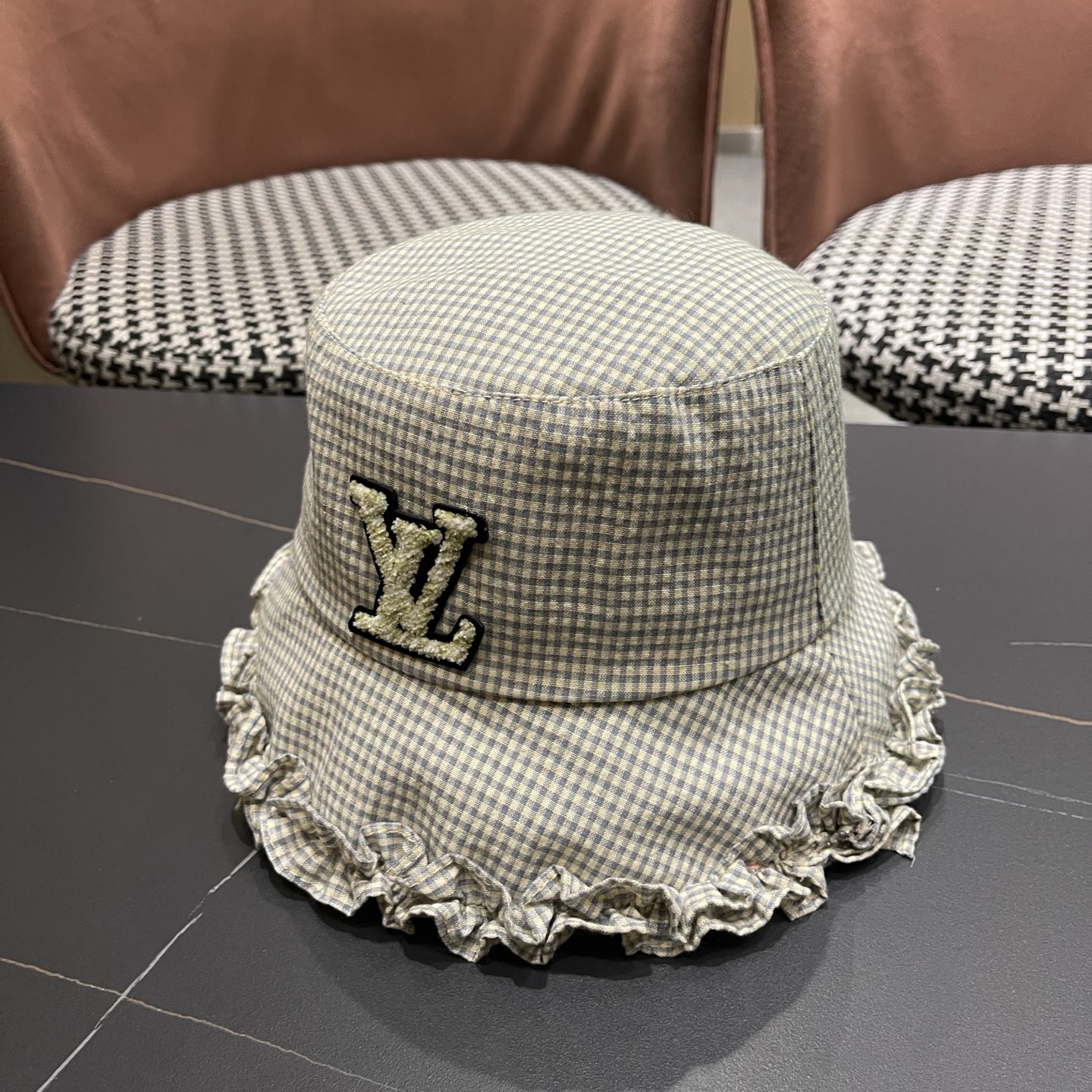 LV路易威登 韩版花边格纹渔夫帽子女春秋季时尚显脸小盆帽 户外出游防晒遮阳帽