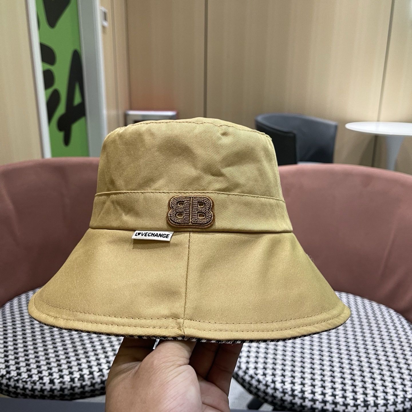 BALENCIAGA巴黎世家 渔夫帽子春季新款简约水桶帽百搭日系时尚盆帽遮阳潮