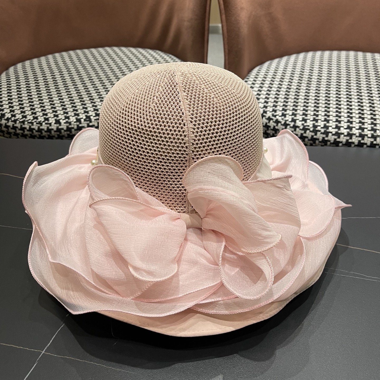 Fendi 芬迪 春夏透气遮阳帽女防晒防紫外线大檐遮脸渔夫帽 户外海边出游防晒帽