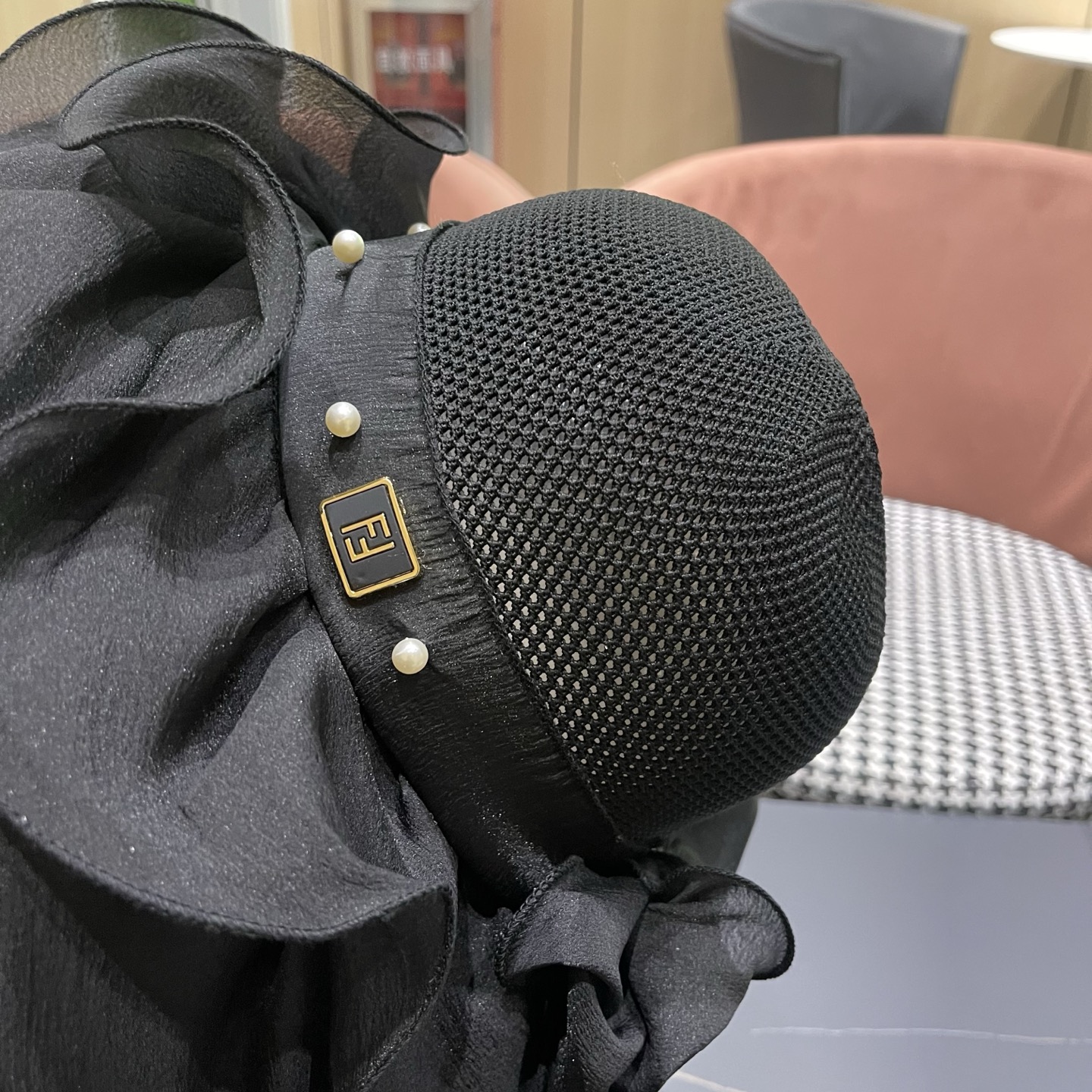 Fendi 芬迪 春夏透气遮阳帽女防晒防紫外线大檐遮脸渔夫帽 户外海边出游防晒帽