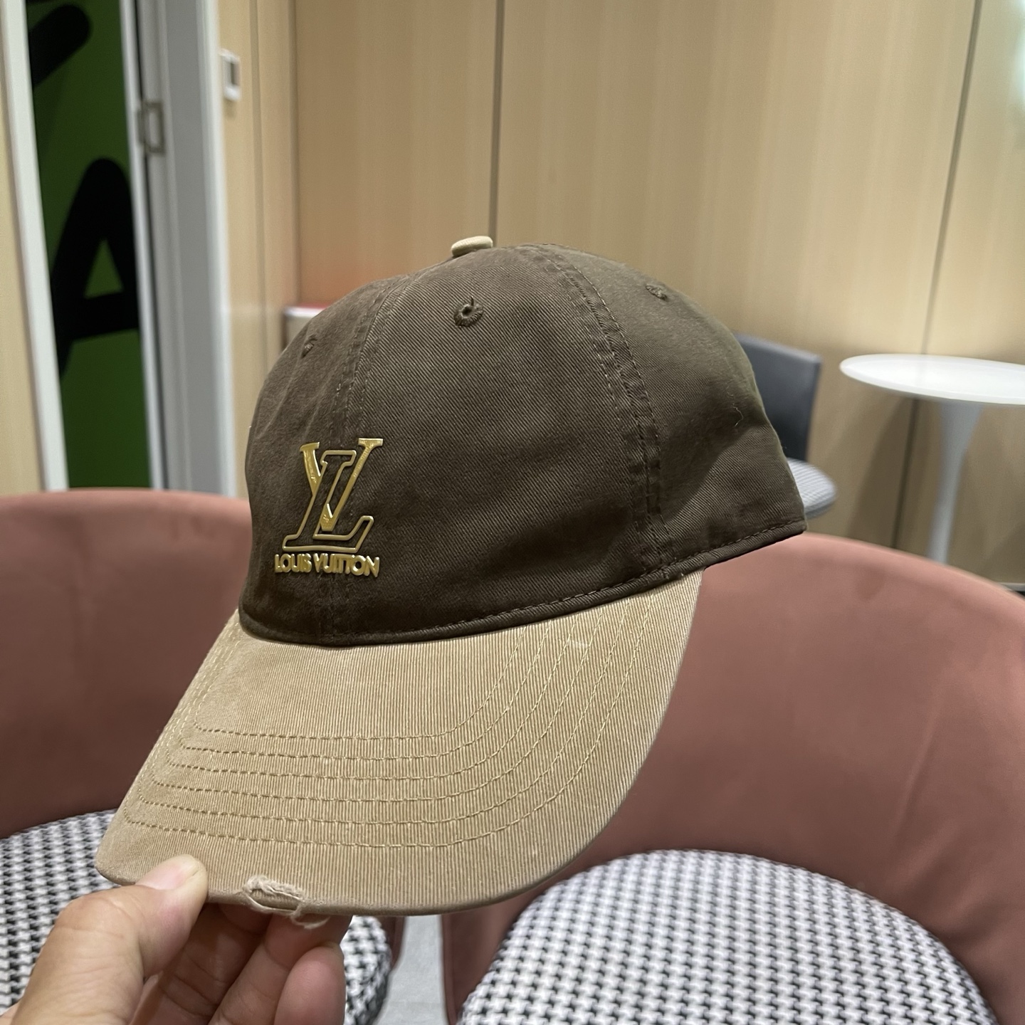 LV路易威登 新款拼色棒球帽男女韩版休闲百搭遮阳显脸小鸭舌帽