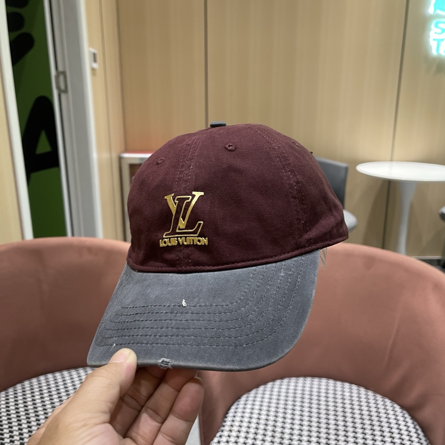 LV路易威登 新款拼色棒球帽男女韩版休闲百搭遮阳显脸小鸭舌帽