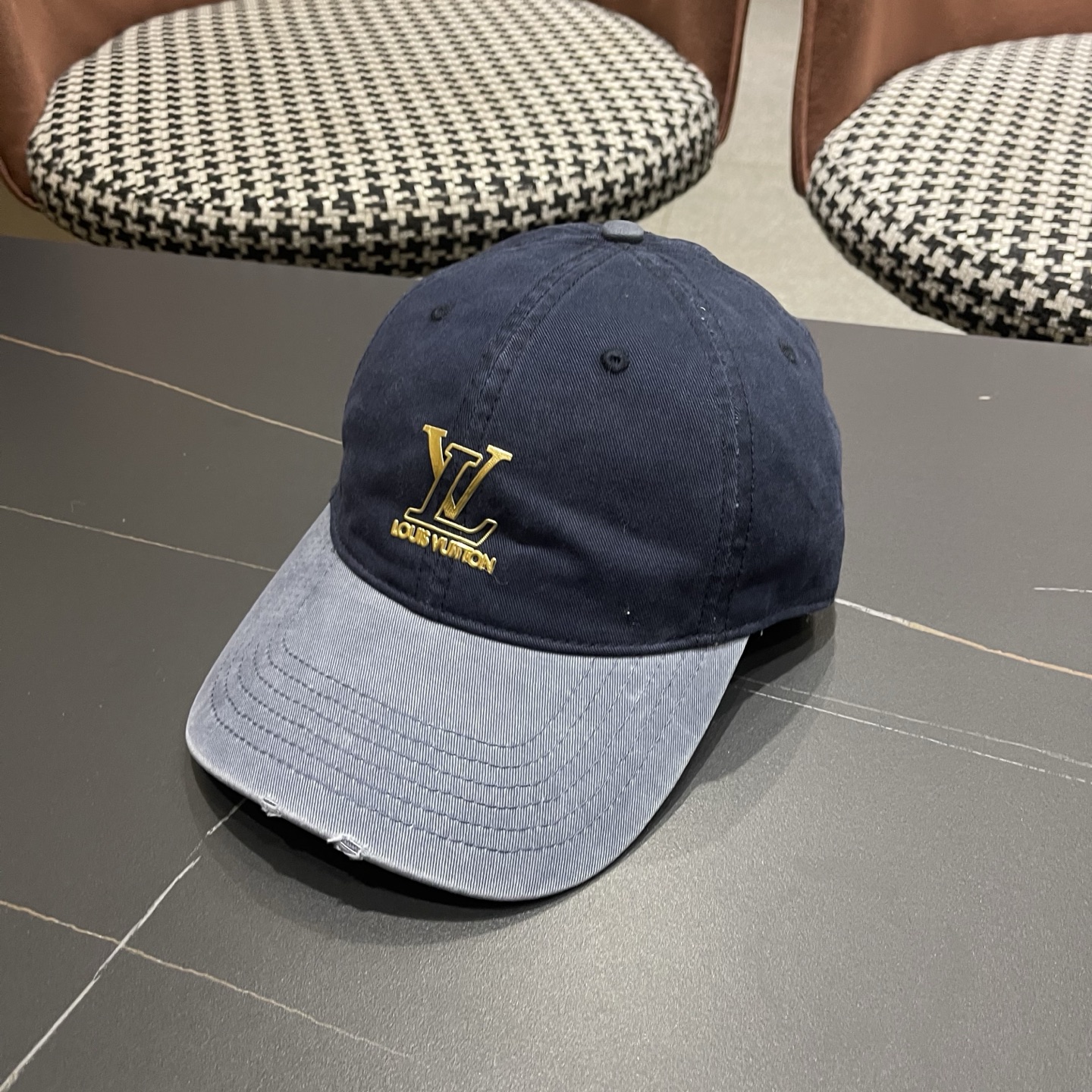LV路易威登 新款拼色棒球帽男女韩版休闲百搭遮阳显脸小鸭舌帽