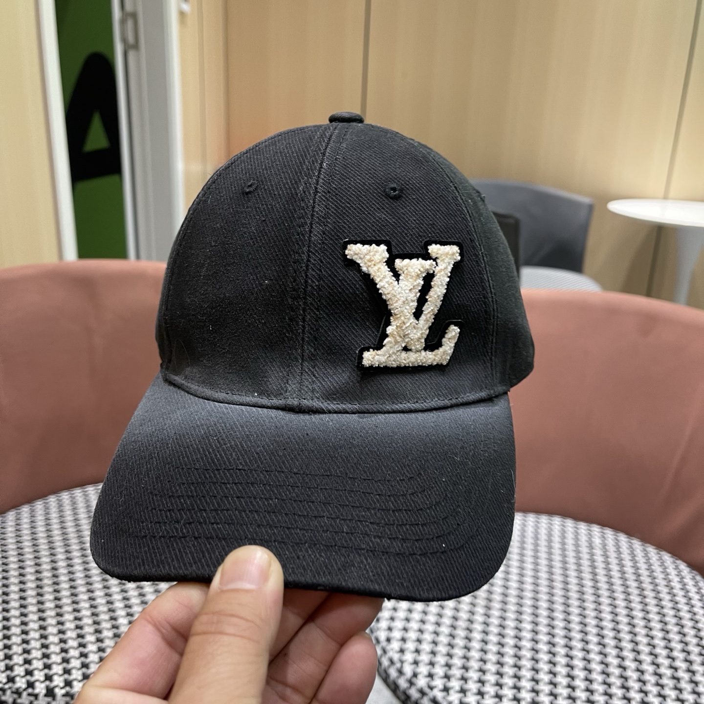 LV(路易威登)洗水棒球帽，专柜1:1开模订制，轻盈透气！质量超赞，基础头围56，可调节。