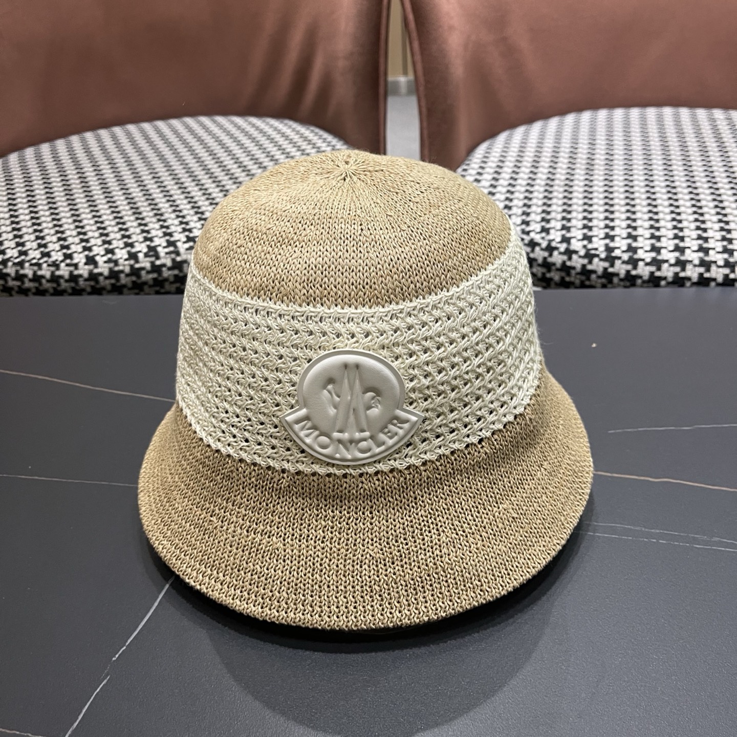 MONCLER（蒙口） 春夏日系复古镂空针织渔夫帽女前长后短 显脸小百搭素颜盆帽遮阳帽