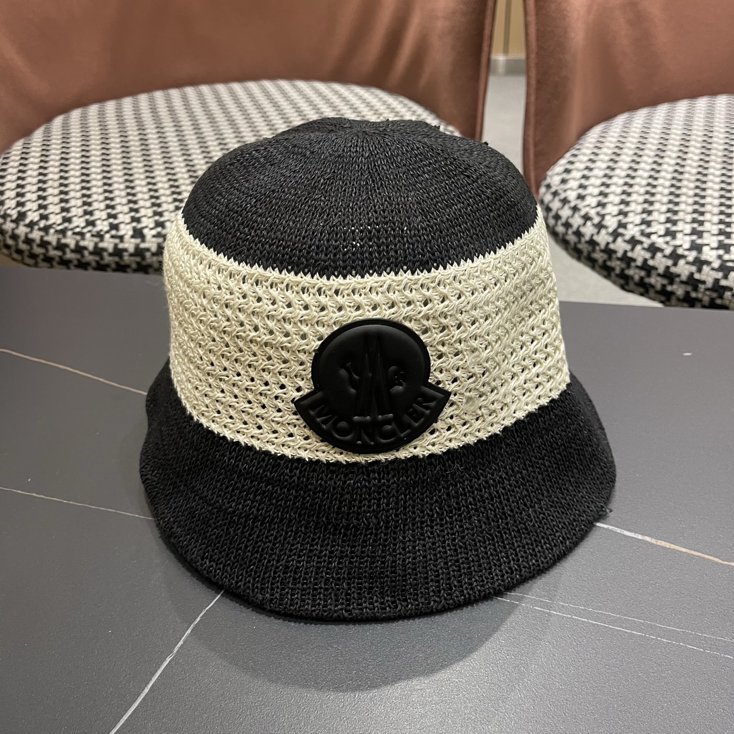 MONCLER（蒙口） 春夏日系复古镂空针织渔夫帽女前长后短 显脸小百搭素颜盆帽遮阳帽