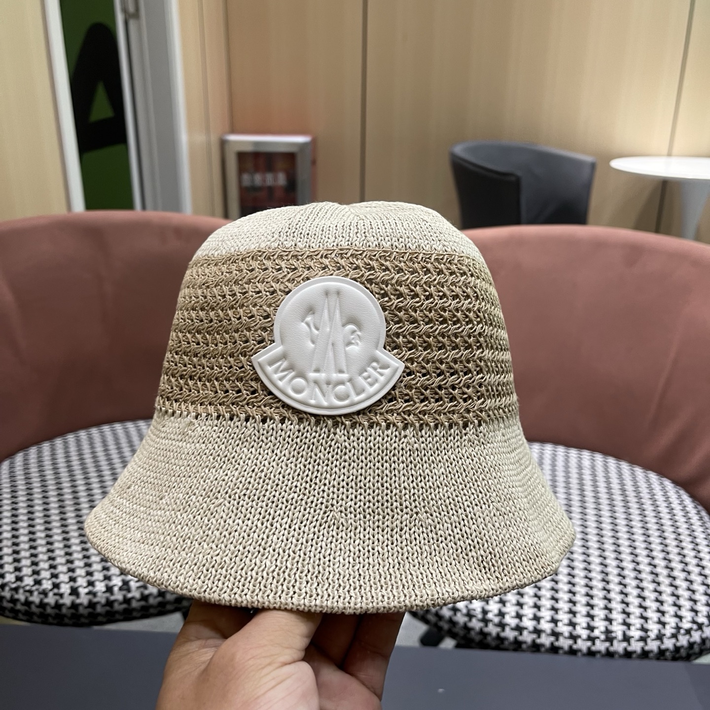 MONCLER（蒙口） 春夏日系复古镂空针织渔夫帽女前长后短 显脸小百搭素颜盆帽遮阳帽