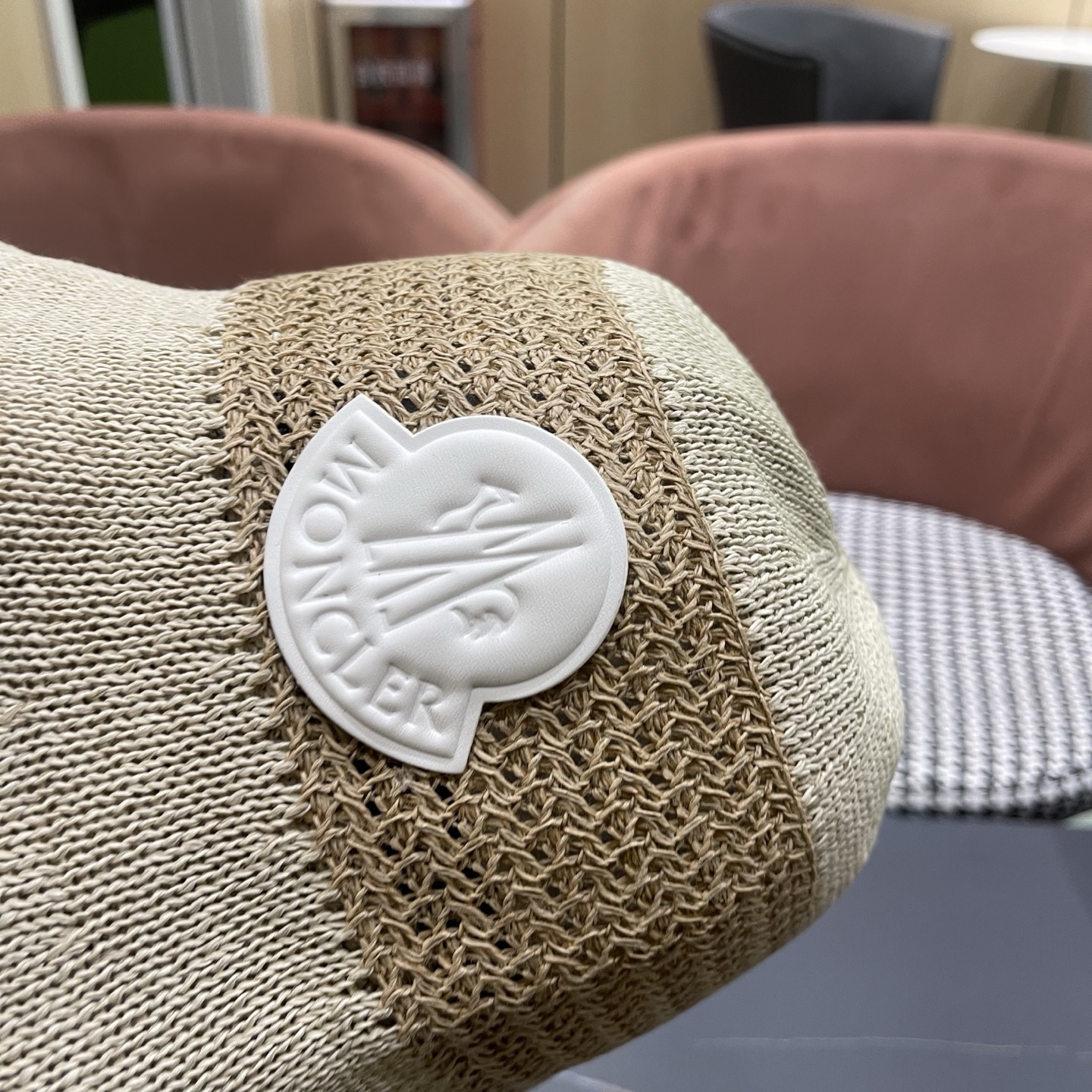 MONCLER（蒙口） 春夏日系复古镂空针织渔夫帽女前长后短 显脸小百搭素颜盆帽遮阳帽