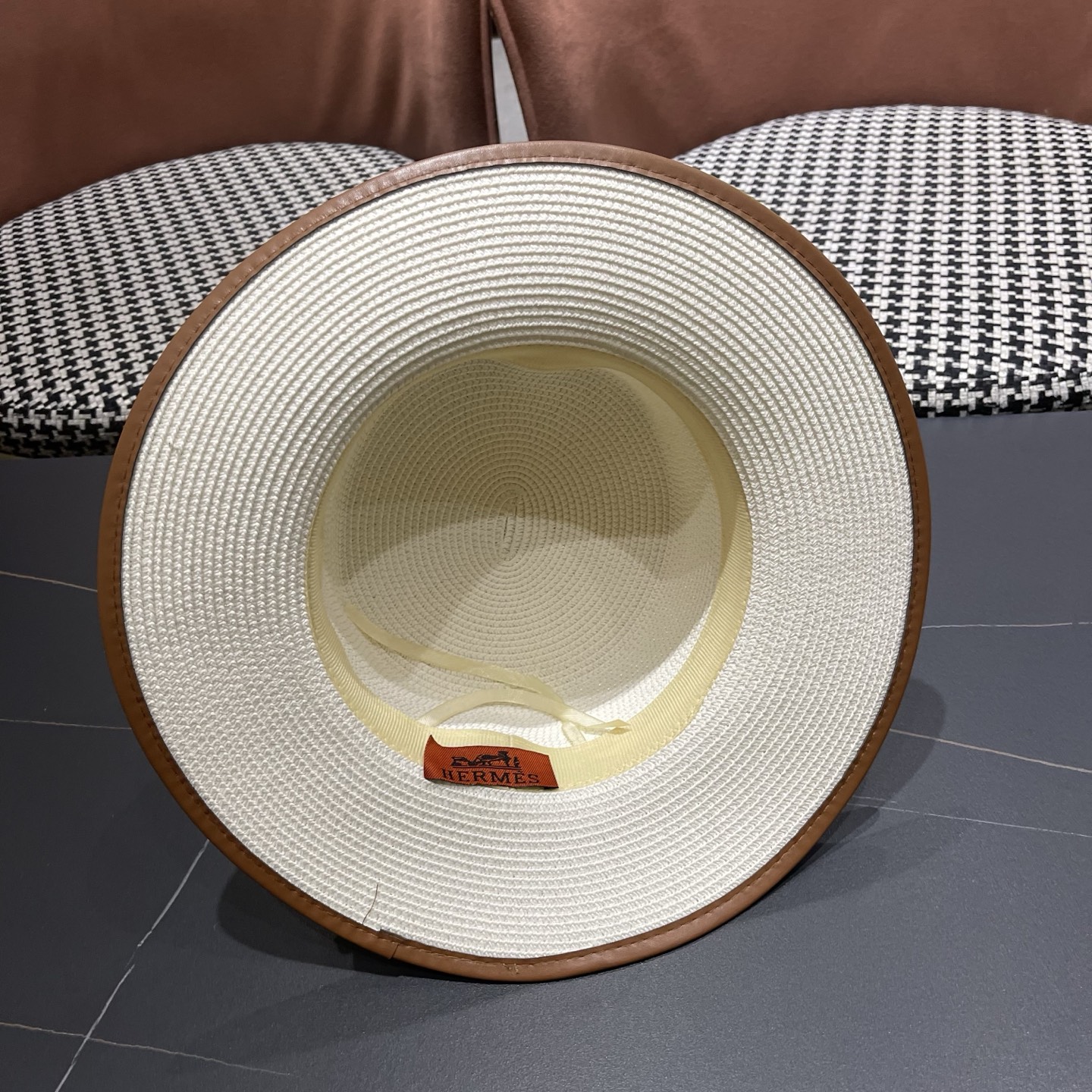 爱马仕新款皮带草帽，平顶礼帽，头围57cm