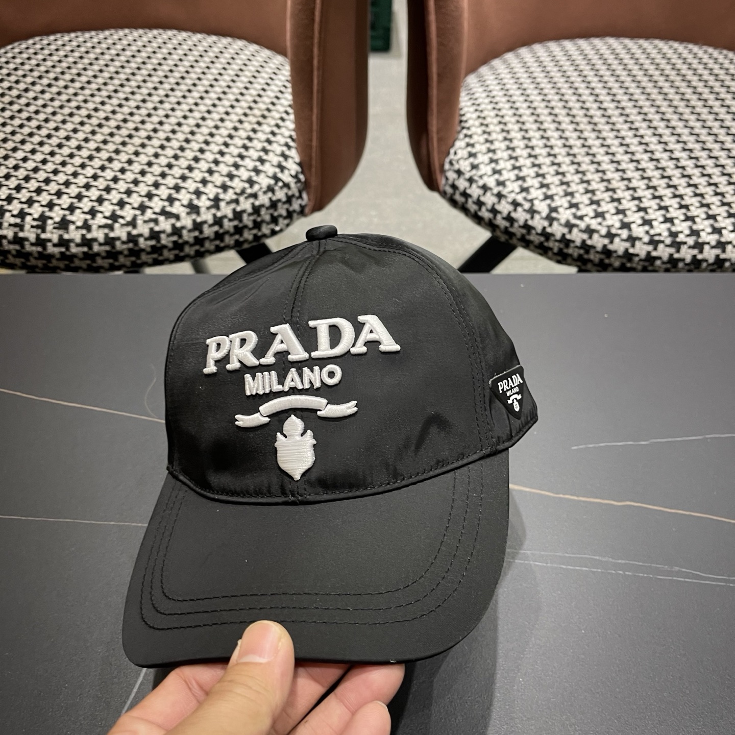 【Prada普拉达】早春新款刺绣大牌款棒球帽，经典款男女通用 