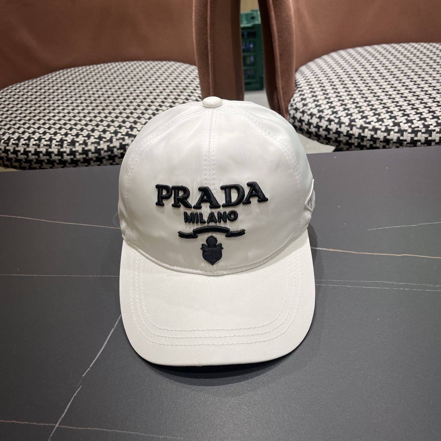 【Prada普拉达】早春新款刺绣大牌款棒球帽，经典款男女通用 
