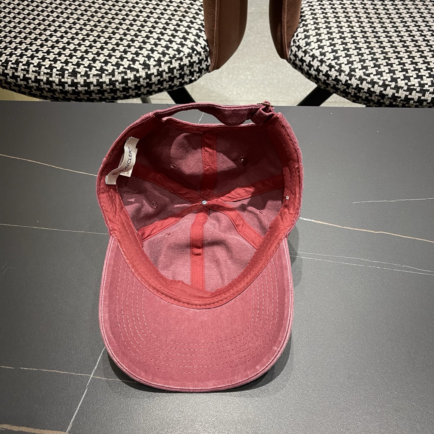 蒙口Moncler春款新款个性棒球帽，透气性巨佳，四季佩戴款高颜值时尚单品！男女同款