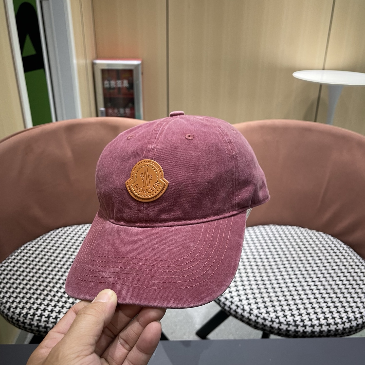蒙口Moncler春款新款个性棒球帽，透气性巨佳，四季佩戴款高颜值时尚单品！男女同款