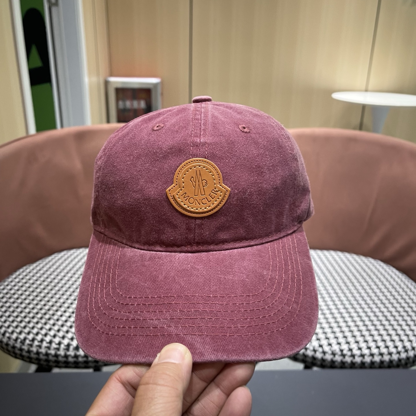 蒙口Moncler春款新款个性棒球帽，透气性巨佳，四季佩戴款高颜值时尚单品！男女同款