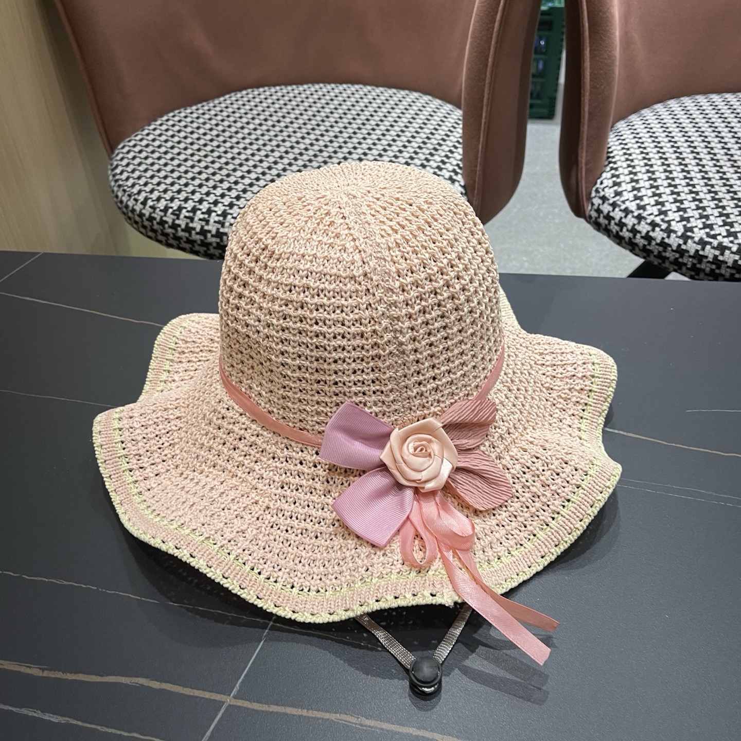 LV 路易威登 荷叶边帽子女士双色针织夏季遮阳防晒旅游春秋防紫外线可折叠凉帽