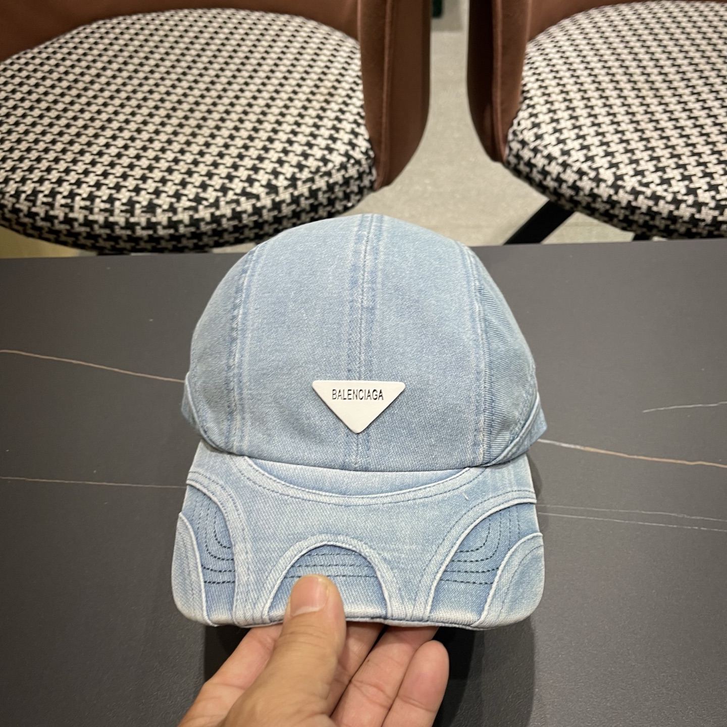 Balenciaga 巴黎世家新款洗水做旧牛仔棒球帽  🧢简约时尚超级无敌好看的帽子！