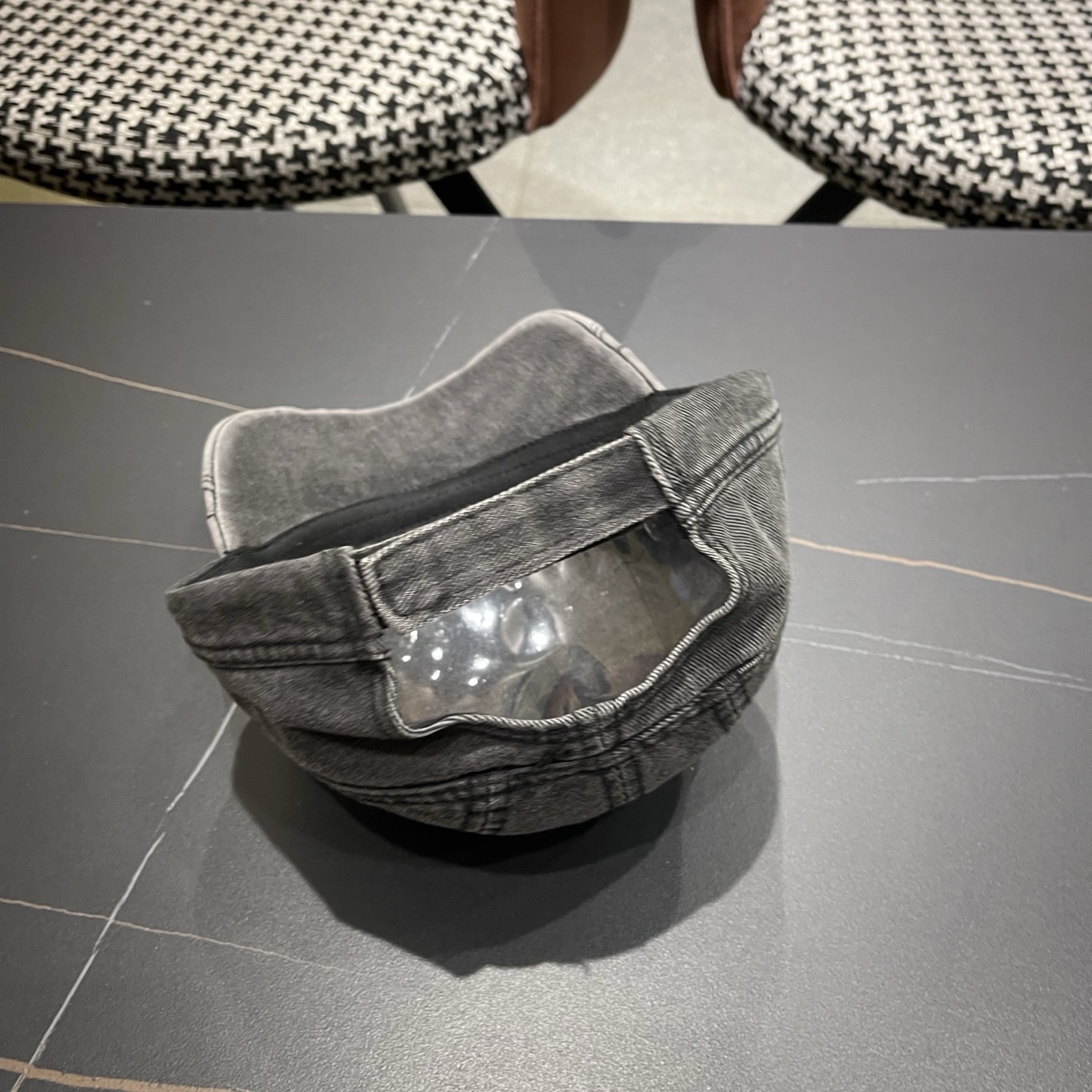 Balenciaga 巴黎世家新款洗水做旧牛仔棒球帽  🧢简约时尚超级无敌好看的帽子！