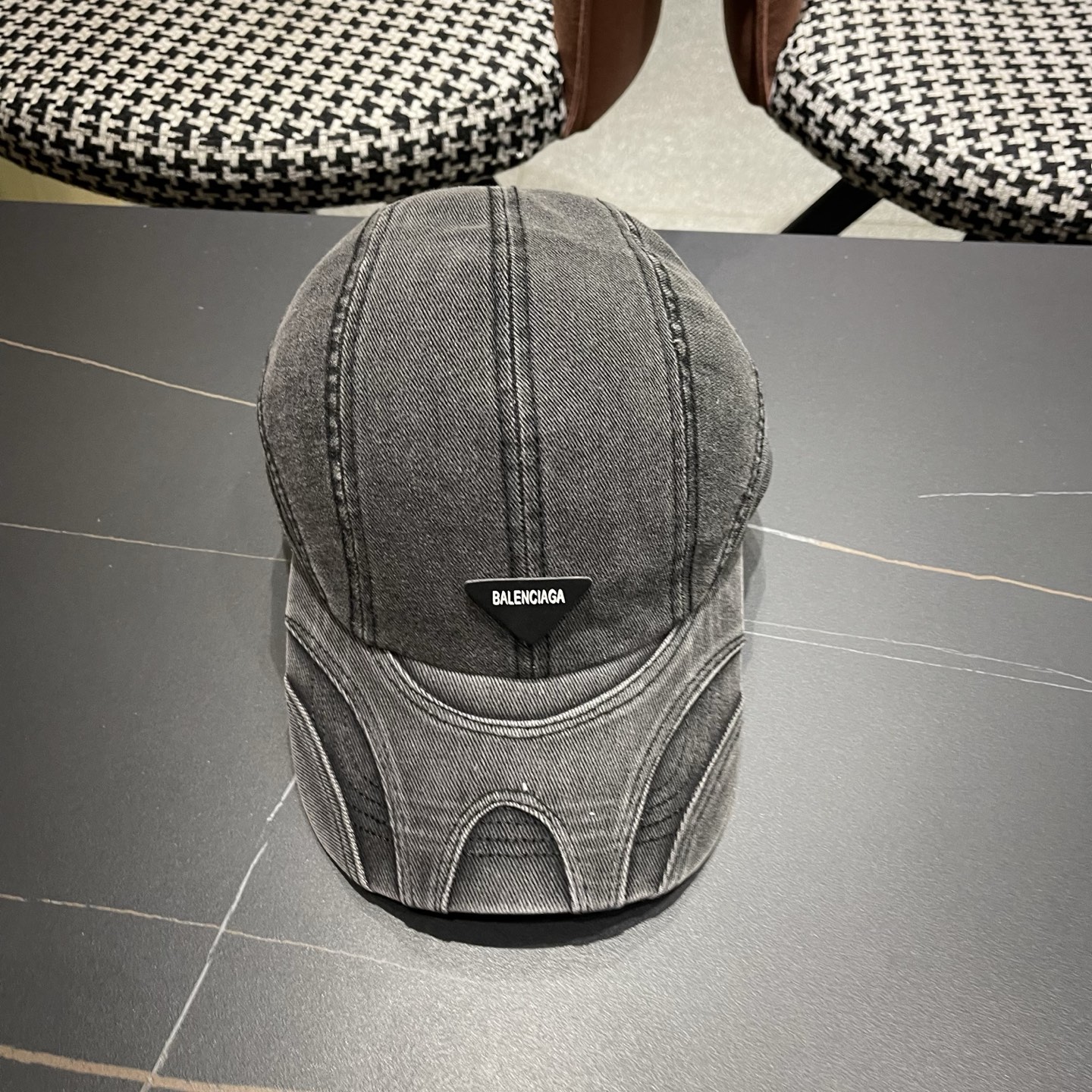 Balenciaga 巴黎世家新款洗水做旧牛仔棒球帽  🧢简约时尚超级无敌好看的帽子！