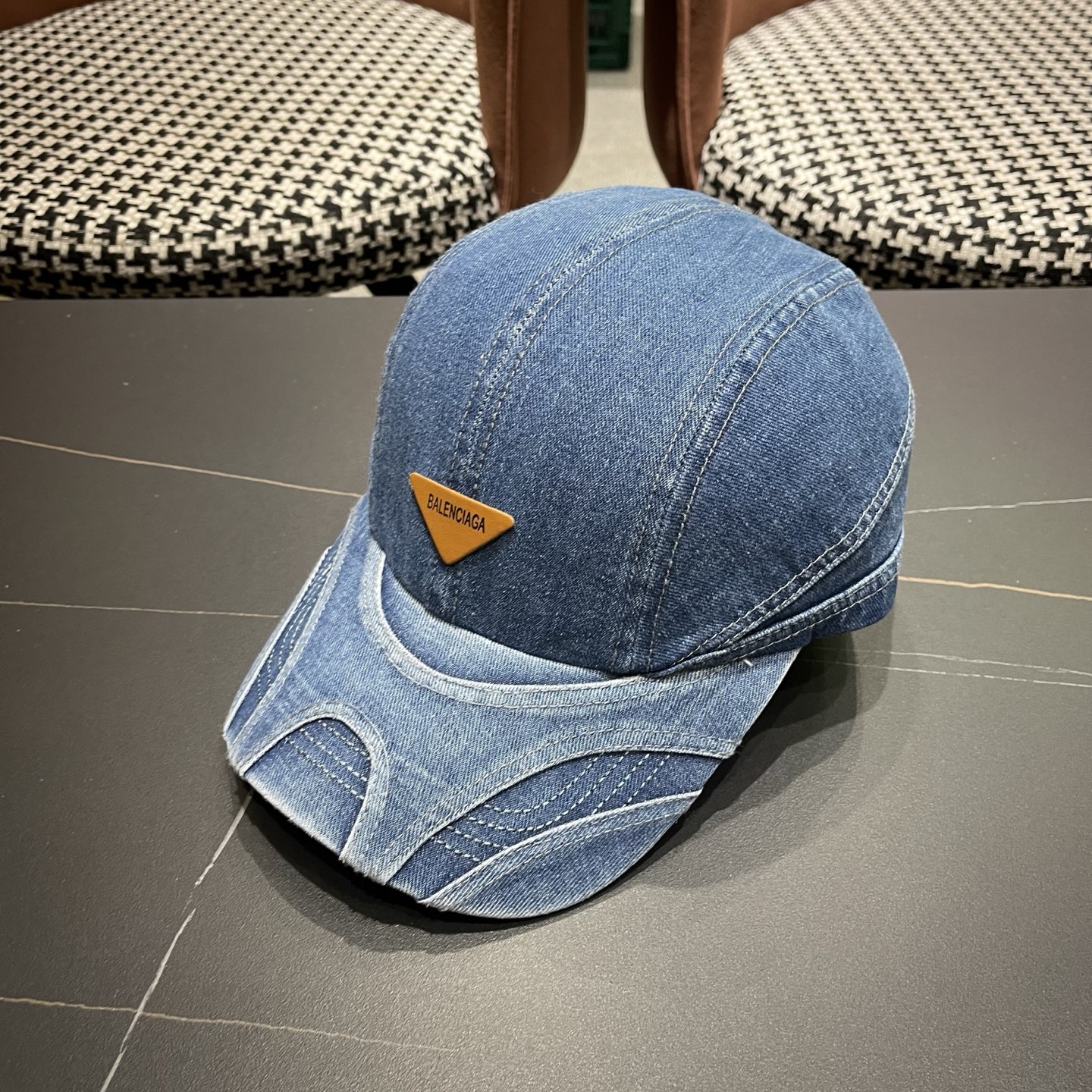 Balenciaga 巴黎世家新款洗水做旧牛仔棒球帽  🧢简约时尚超级无敌好看的帽子！