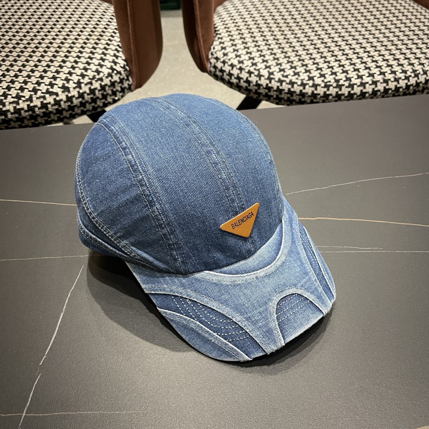 Balenciaga 巴黎世家新款洗水做旧牛仔棒球帽  🧢简约时尚超级无敌好看的帽子！