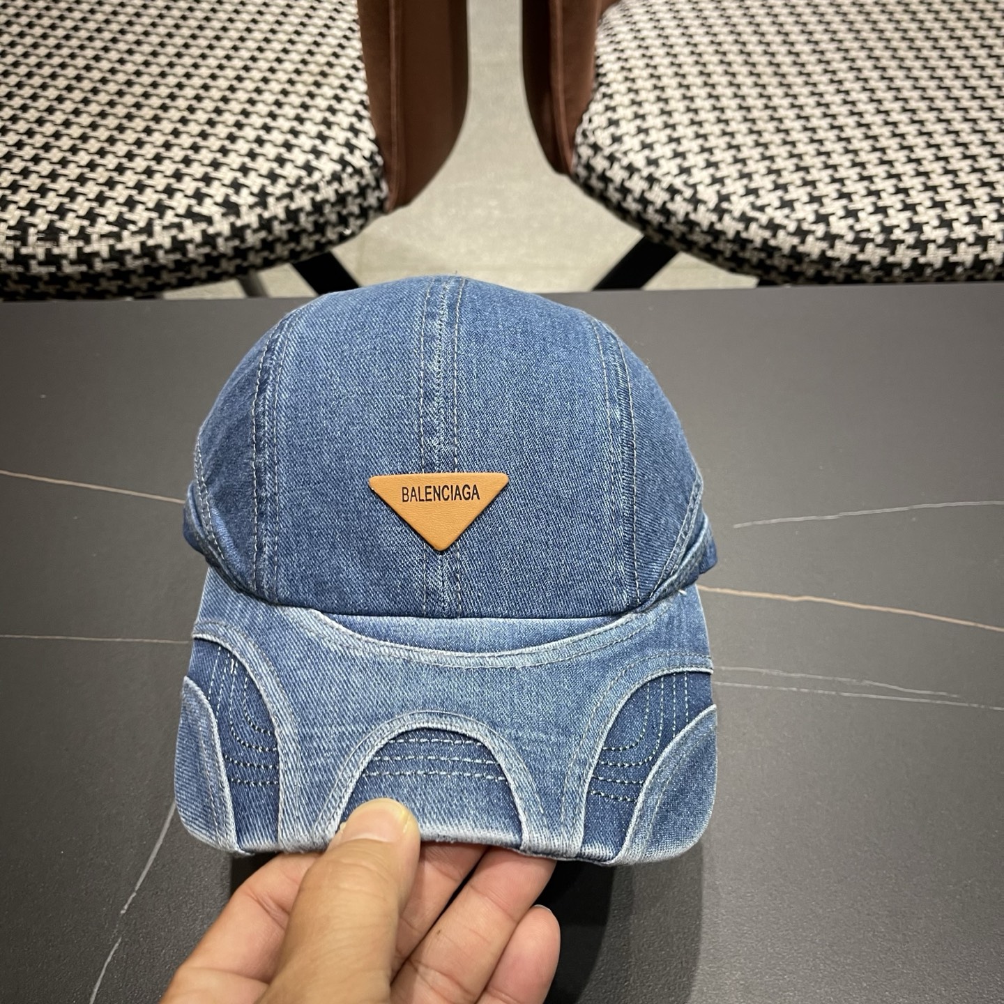 Balenciaga 巴黎世家新款洗水做旧牛仔棒球帽  🧢简约时尚超级无敌好看的帽子！