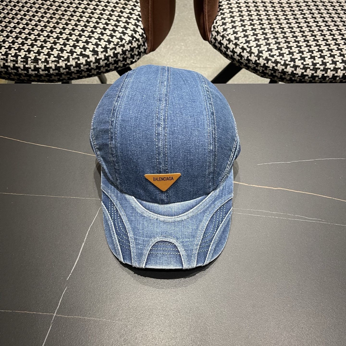 Balenciaga 巴黎世家新款洗水做旧牛仔棒球帽  🧢简约时尚超级无敌好看的帽子！