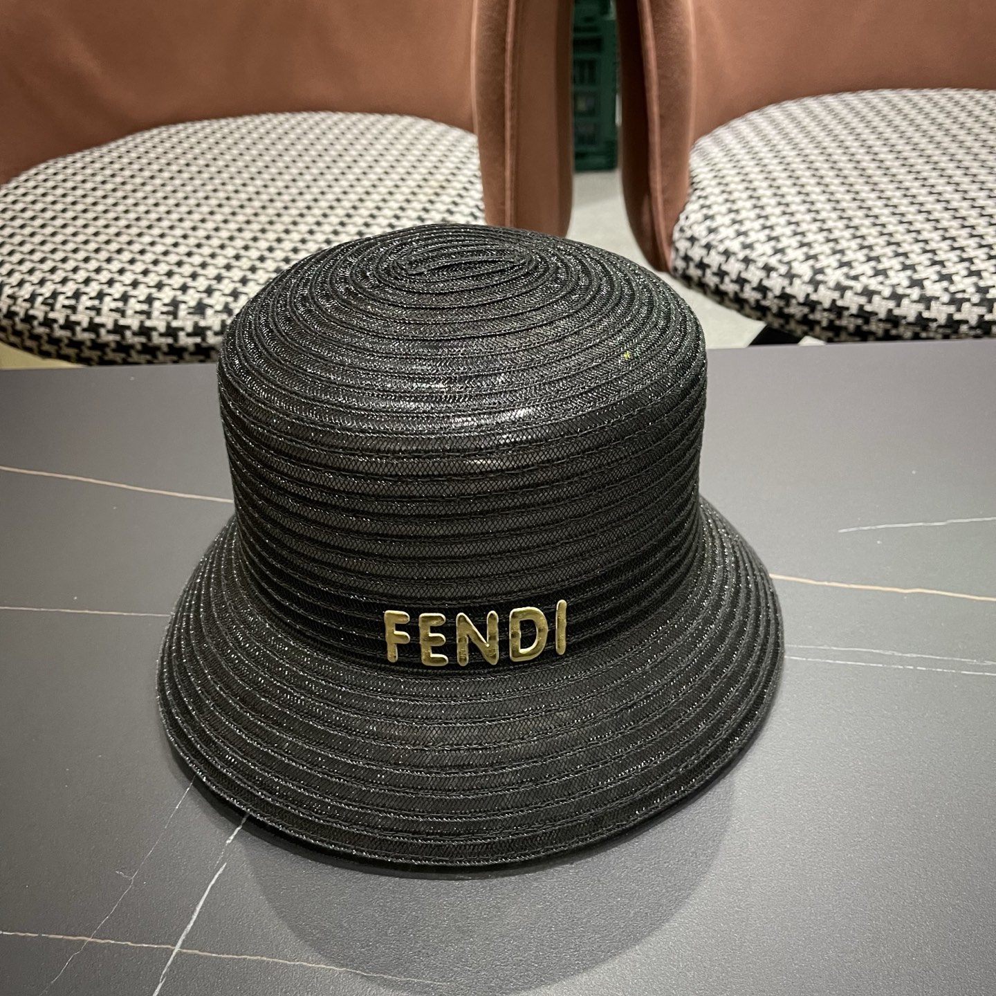 NO:764886,Fendi Fendi new style French retro sun hat for women summer seaside vacation sun hat elegant mesh bucket hat hat straw hat fisherman hat baseball cap, hat, fendi, fendi, espadrilles, hats19860909Fendi 芬迪 新款法式复古遮阳帽子女夏季海边度假太阳帽优雅网纱水桶帽帽子草帽渔夫帽棒球帽,帽子,fendi,fendi,espadrilles,hats,hat