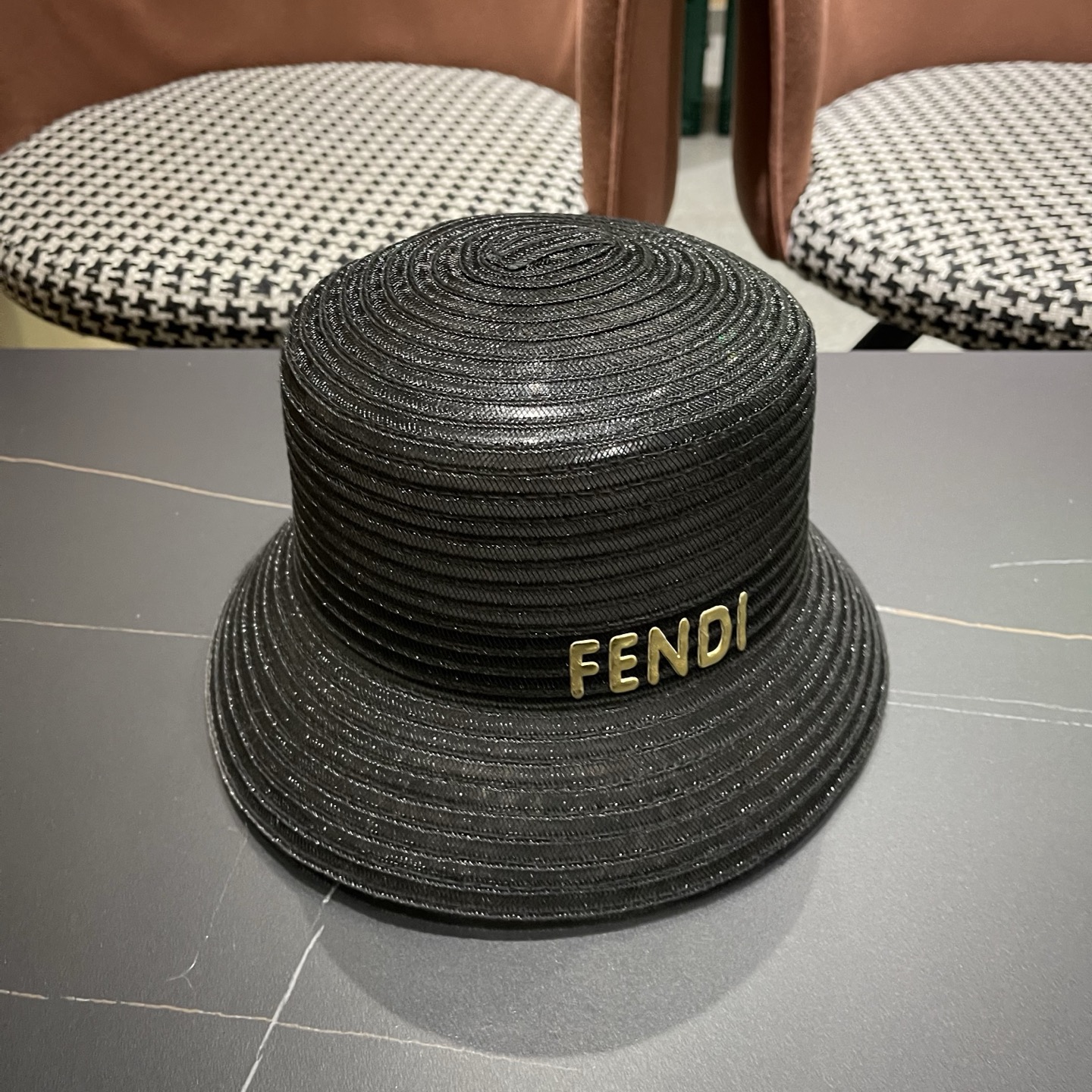 Fendi 芬迪 新款法式复古遮阳帽子女夏季海边度假太阳帽优雅网纱水桶帽