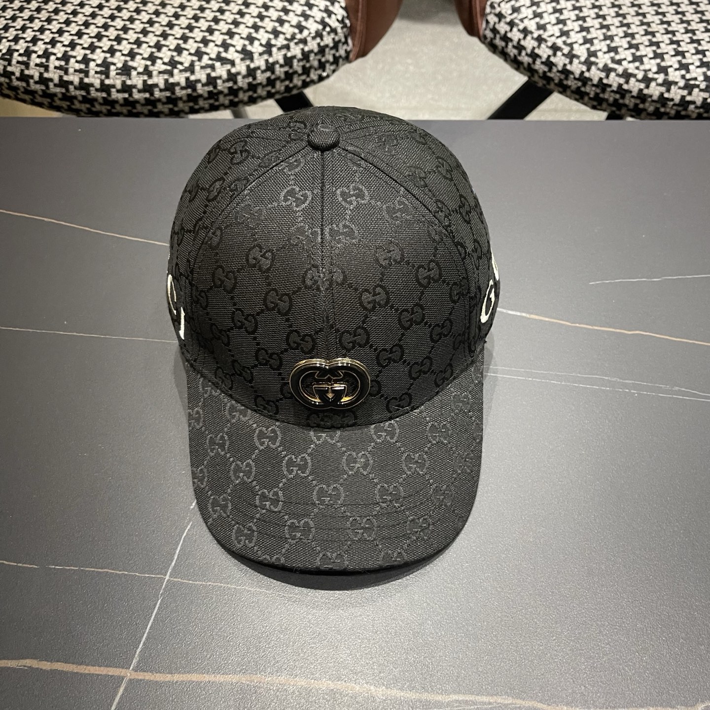 原单品质GUCCI古奇棒球帽火爆来袭 工艺非常精美 高档大气上档次！低调奢华，方便携带！跑量！
