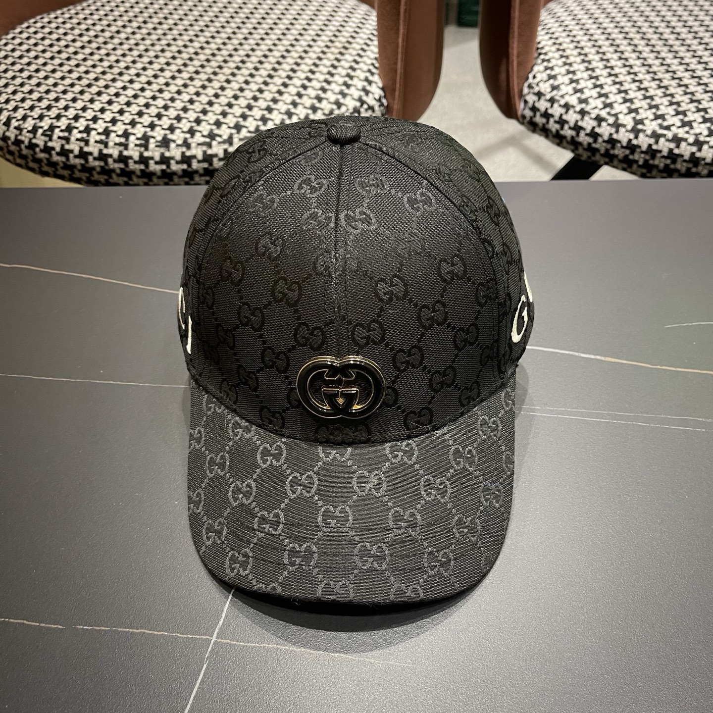 原单品质GUCCI古奇棒球帽火爆来袭 工艺非常精美 高档大气上档次！低调奢华，方便携带！跑量！