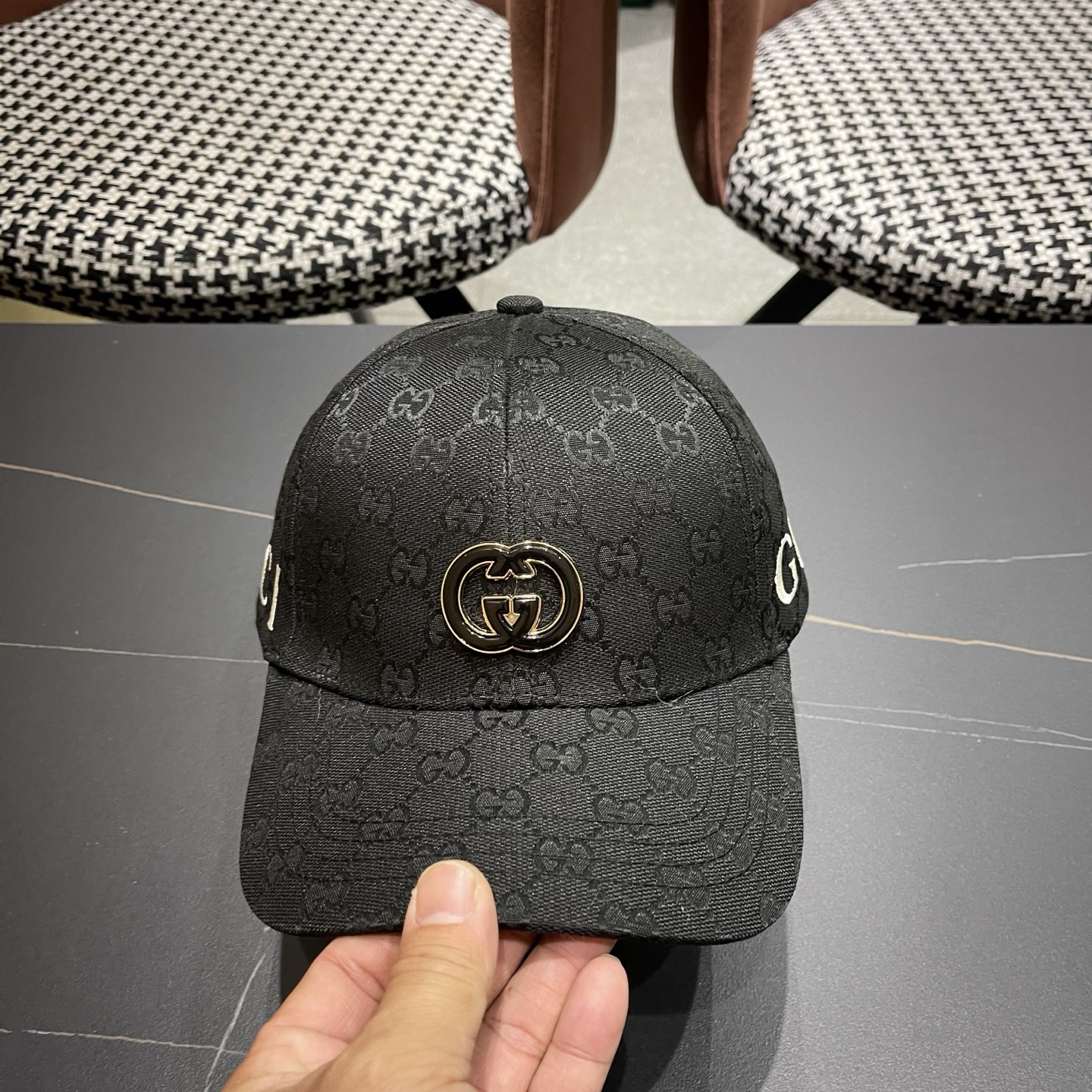 原单品质GUCCI古奇棒球帽火爆来袭 工艺非常精美 高档大气上档次！低调奢华，方便携带！跑量！