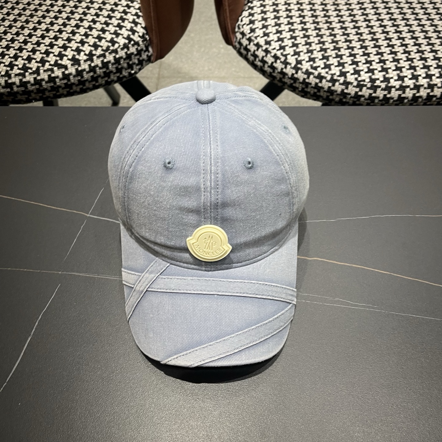 MONCLER蒙口新款洗水做旧棒球帽，男女同款，网红同款