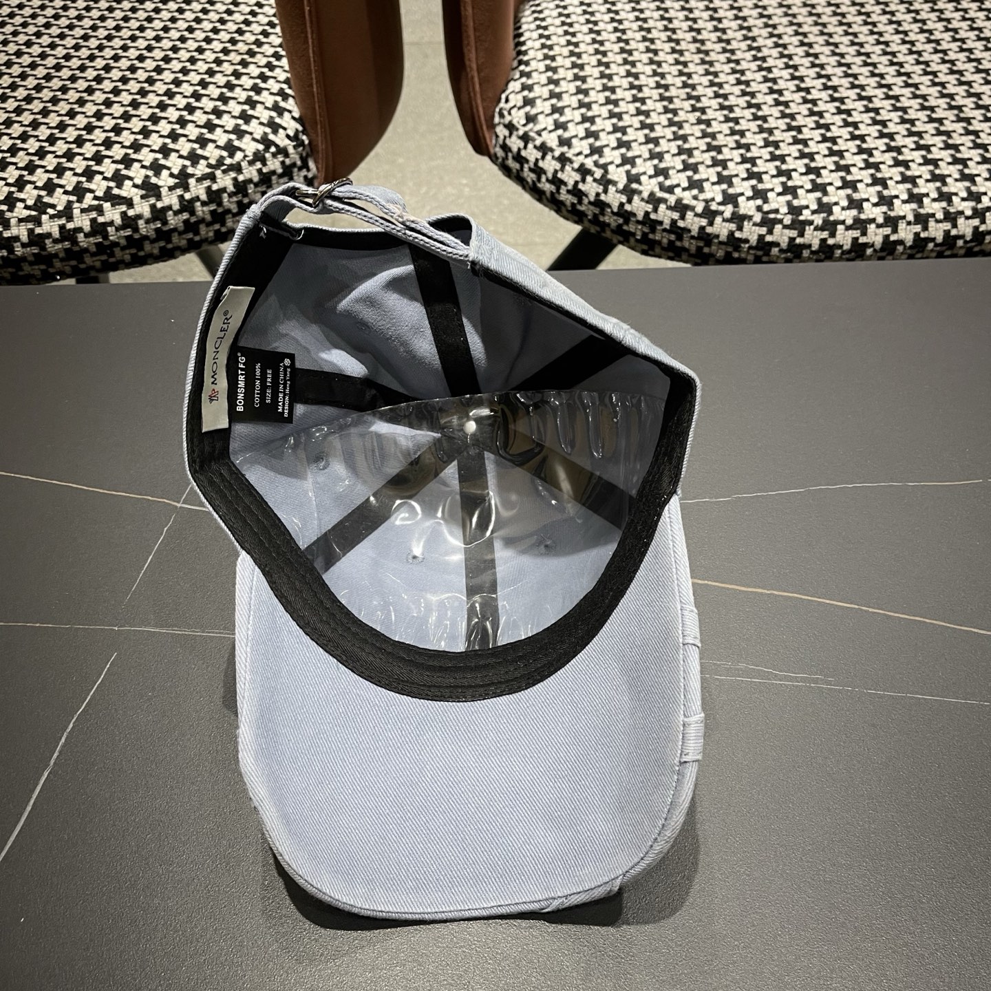 MONCLER蒙口新款洗水做旧棒球帽，男女同款，网红同款