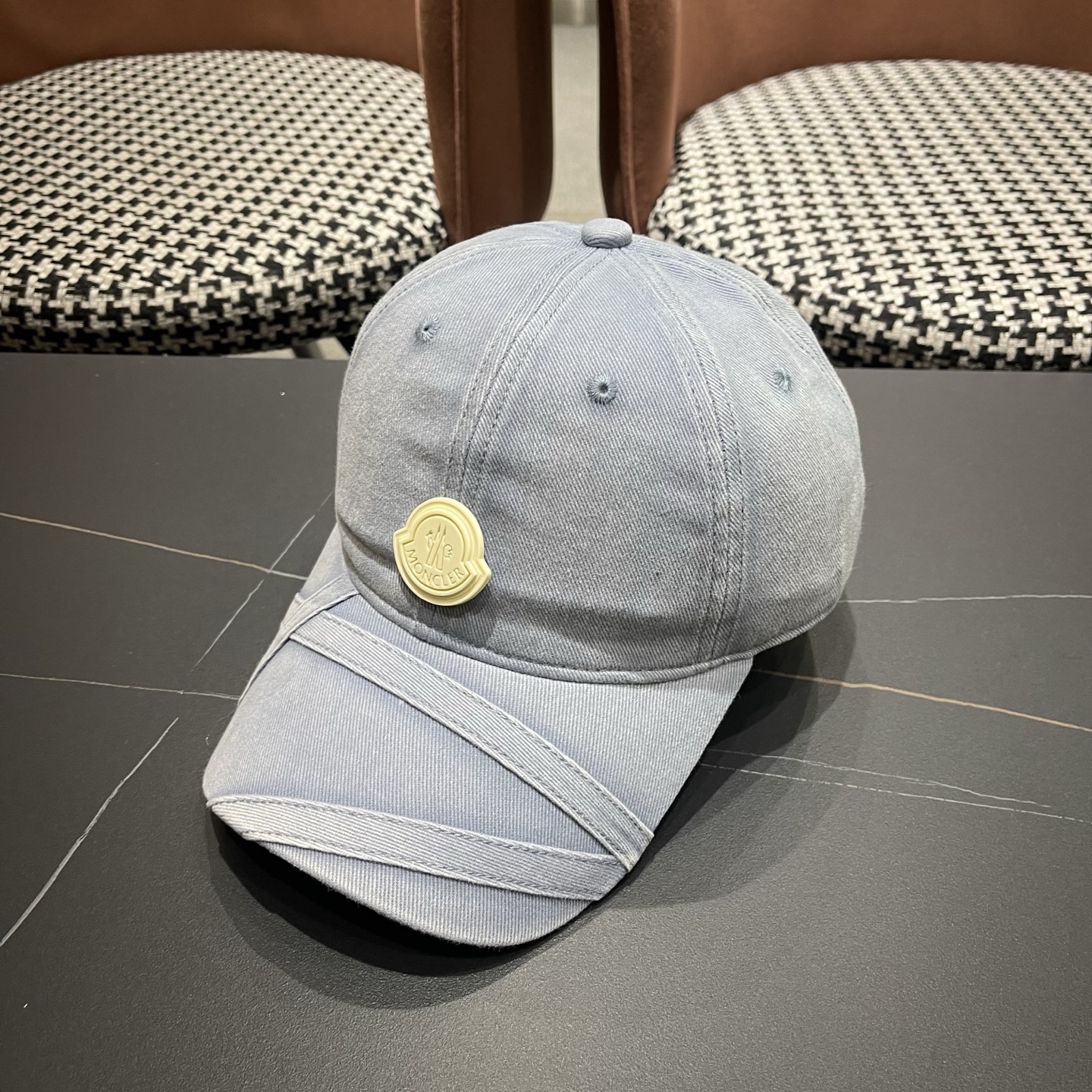 MONCLER蒙口新款洗水做旧棒球帽，男女同款，网红同款