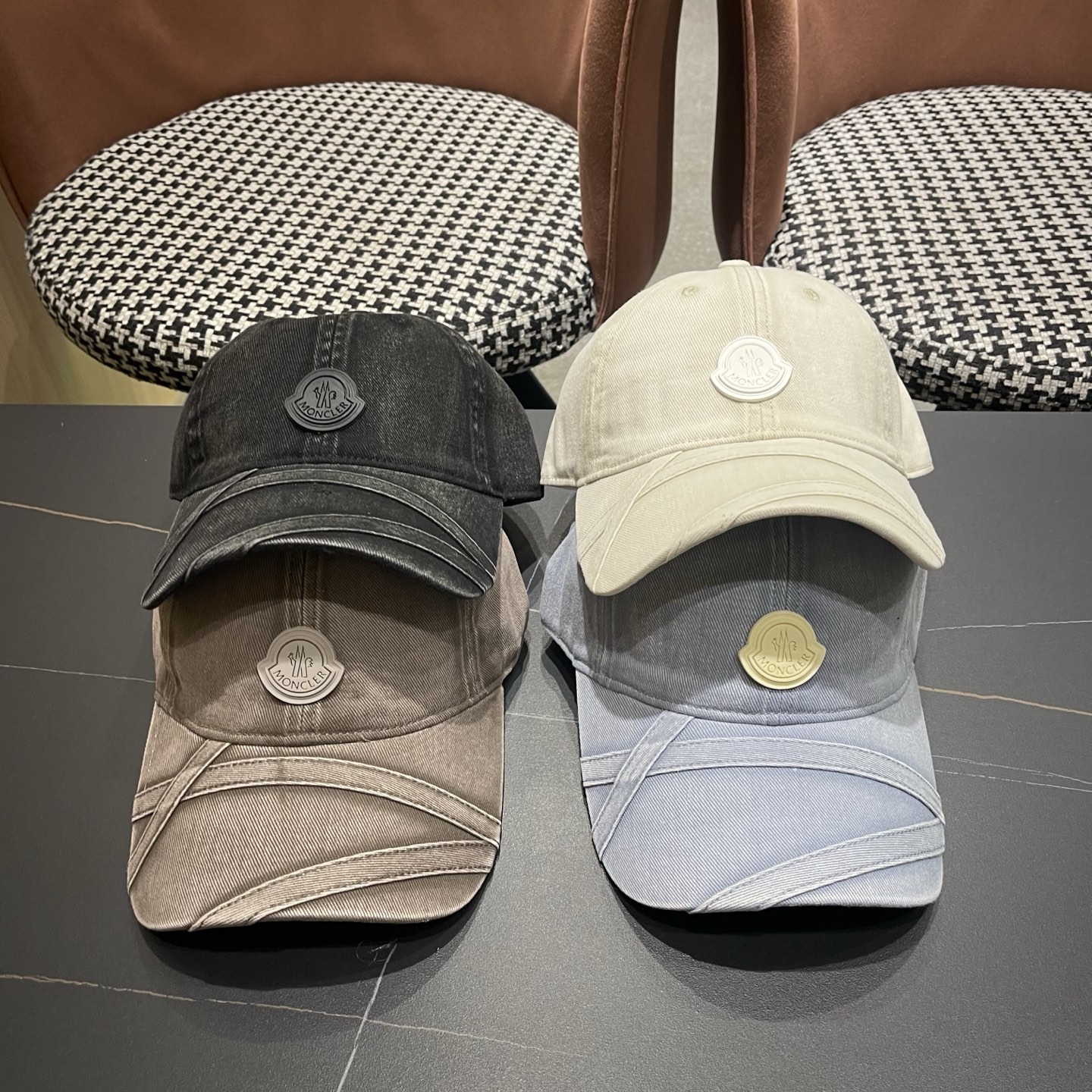 MONCLER蒙口新款洗水做旧棒球帽，男女同款，网红同款