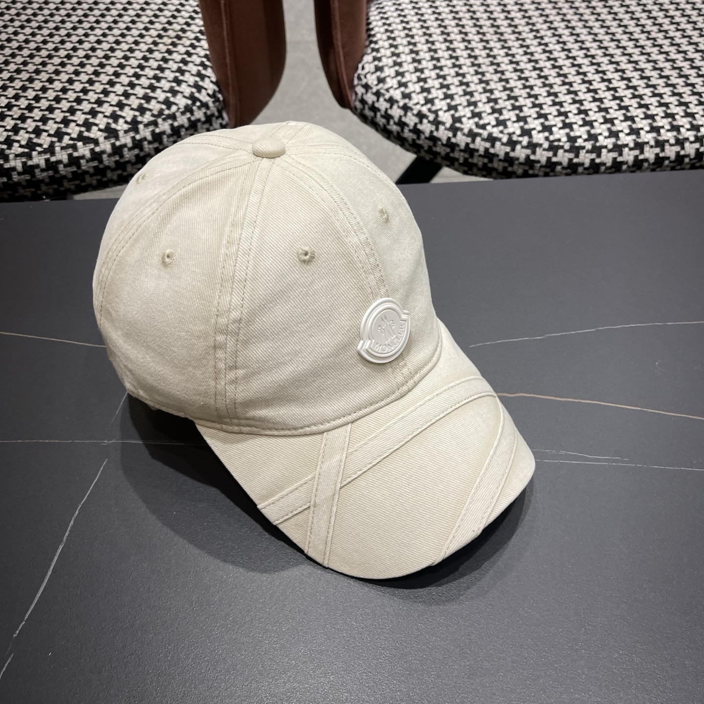 MONCLER蒙口新款洗水做旧棒球帽，男女同款，网红同款