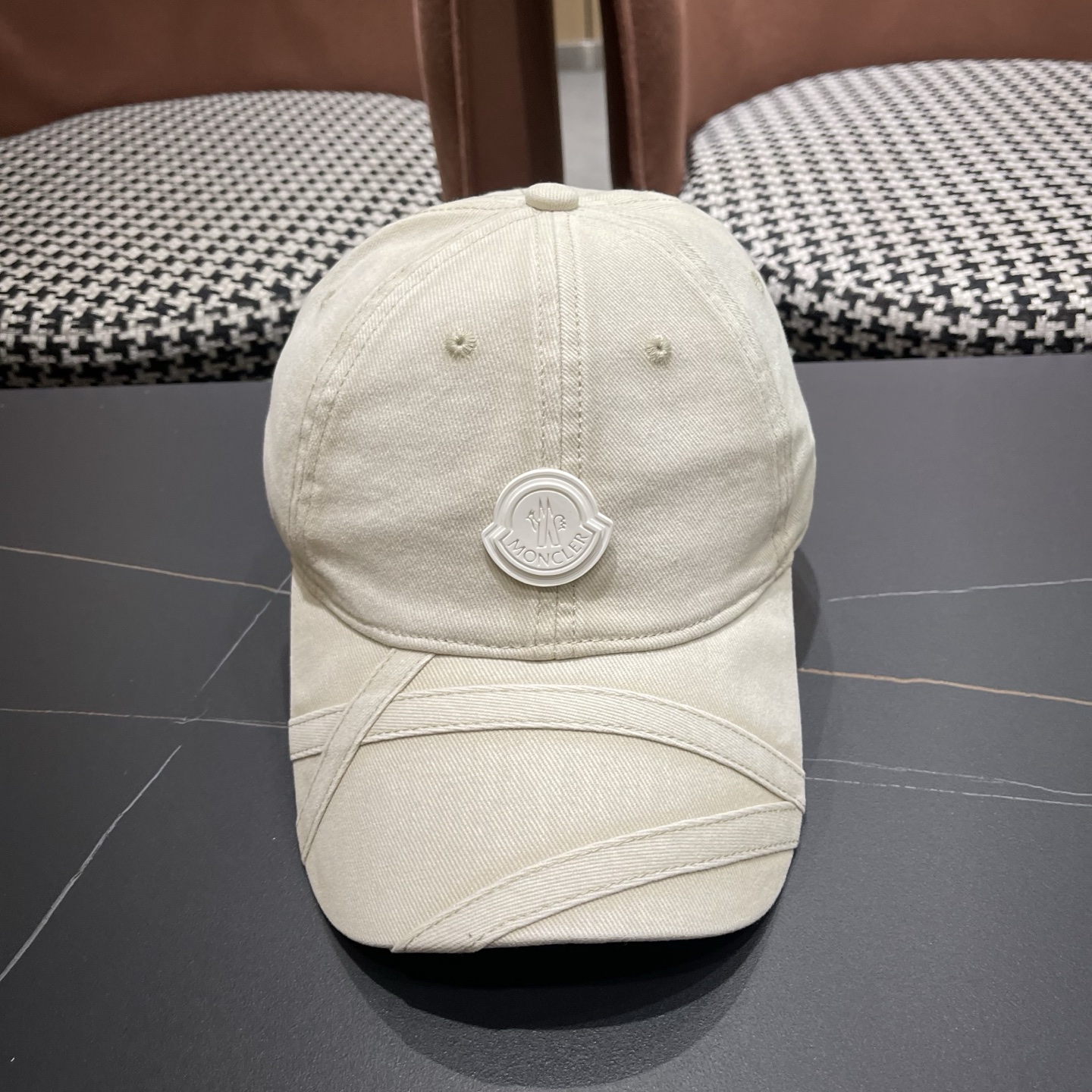 MONCLER蒙口新款洗水做旧棒球帽，男女同款，网红同款