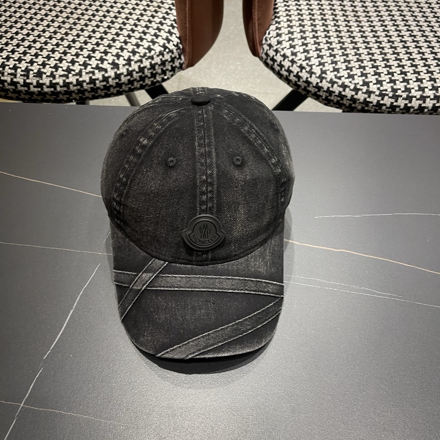 MONCLER蒙口新款洗水做旧棒球帽，男女同款，网红同款