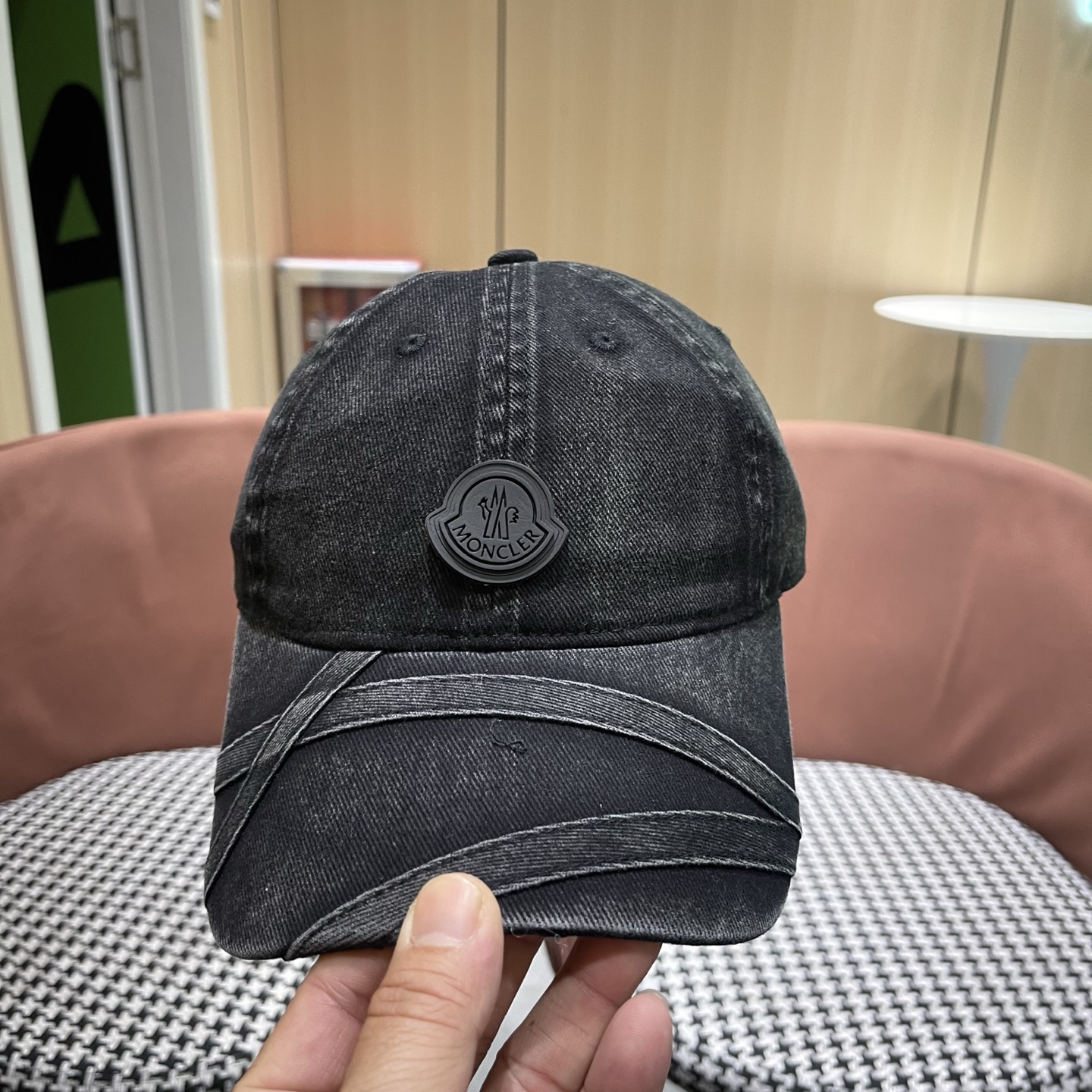 MONCLER蒙口新款洗水做旧棒球帽，男女同款，网红同款