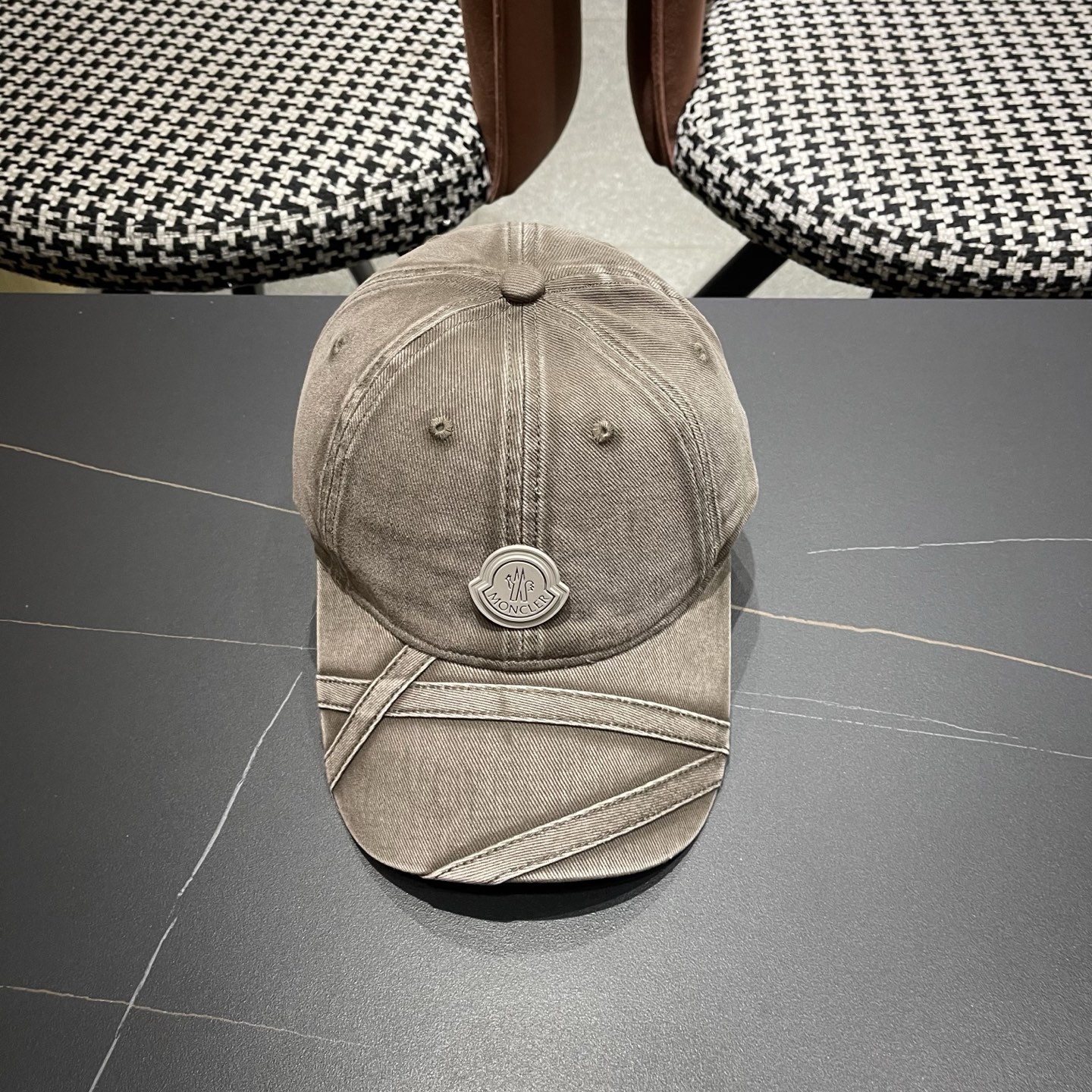 MONCLER蒙口新款洗水做旧棒球帽，男女同款，网红同款