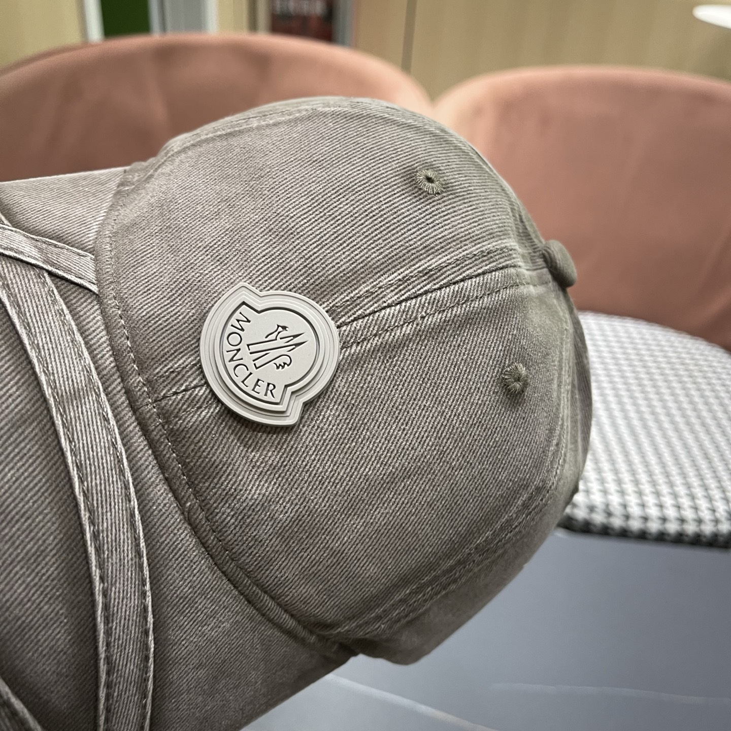 MONCLER蒙口新款洗水做旧棒球帽，男女同款，网红同款