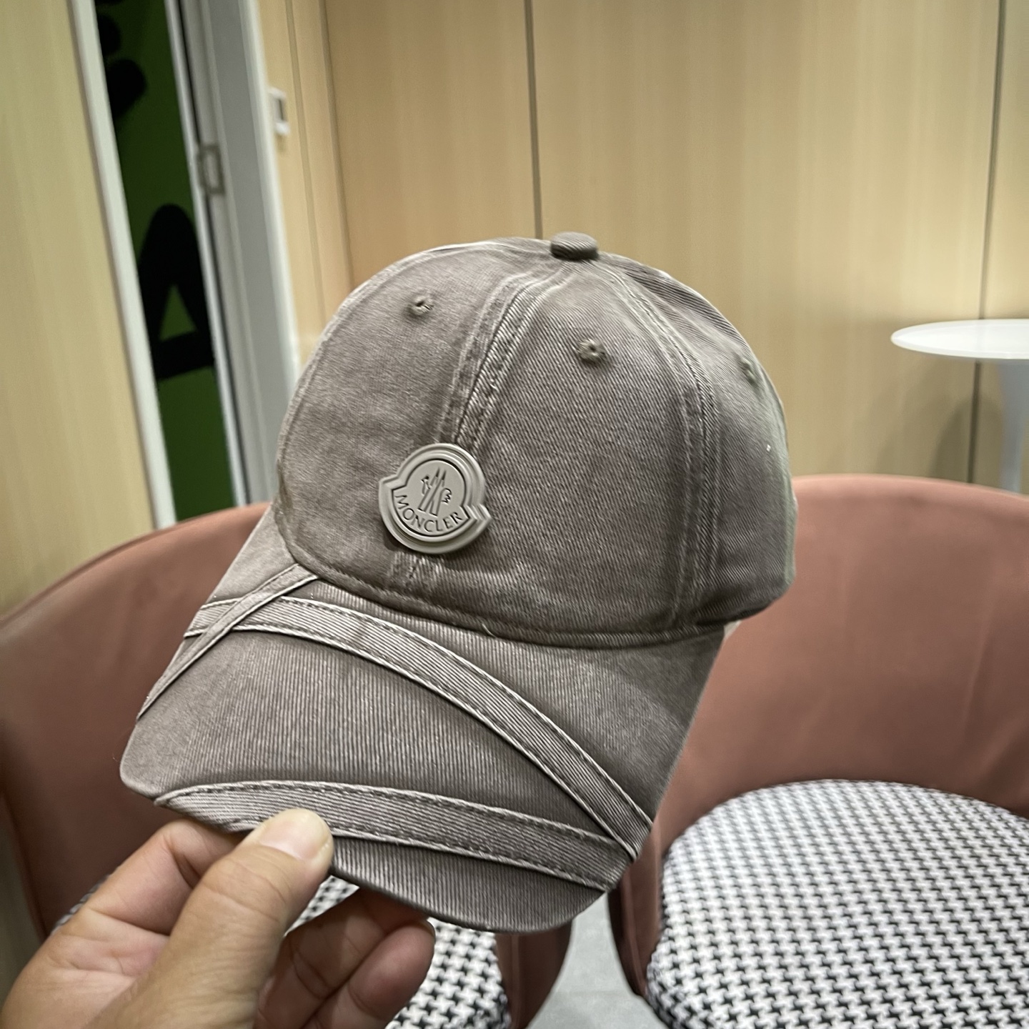 MONCLER蒙口新款洗水做旧棒球帽，男女同款，网红同款