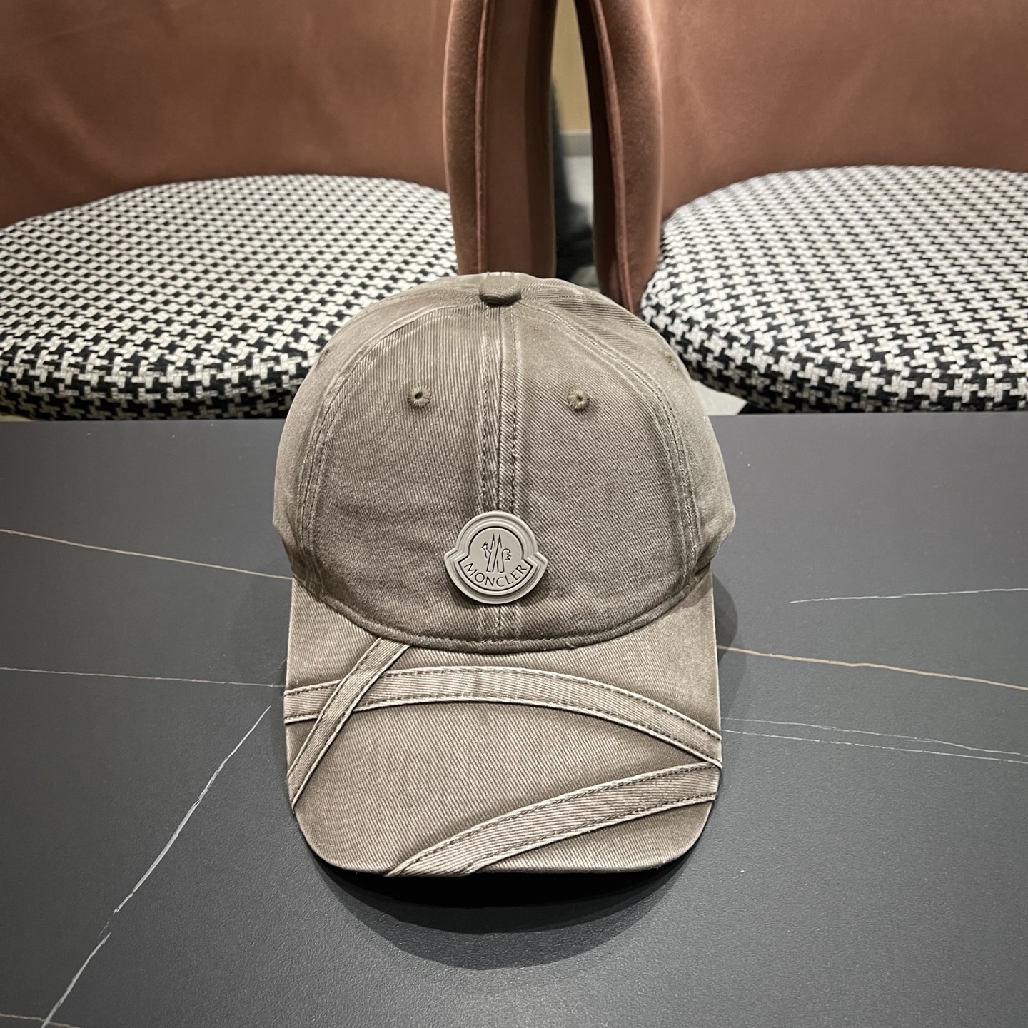 MONCLER蒙口新款洗水做旧棒球帽，男女同款，网红同款