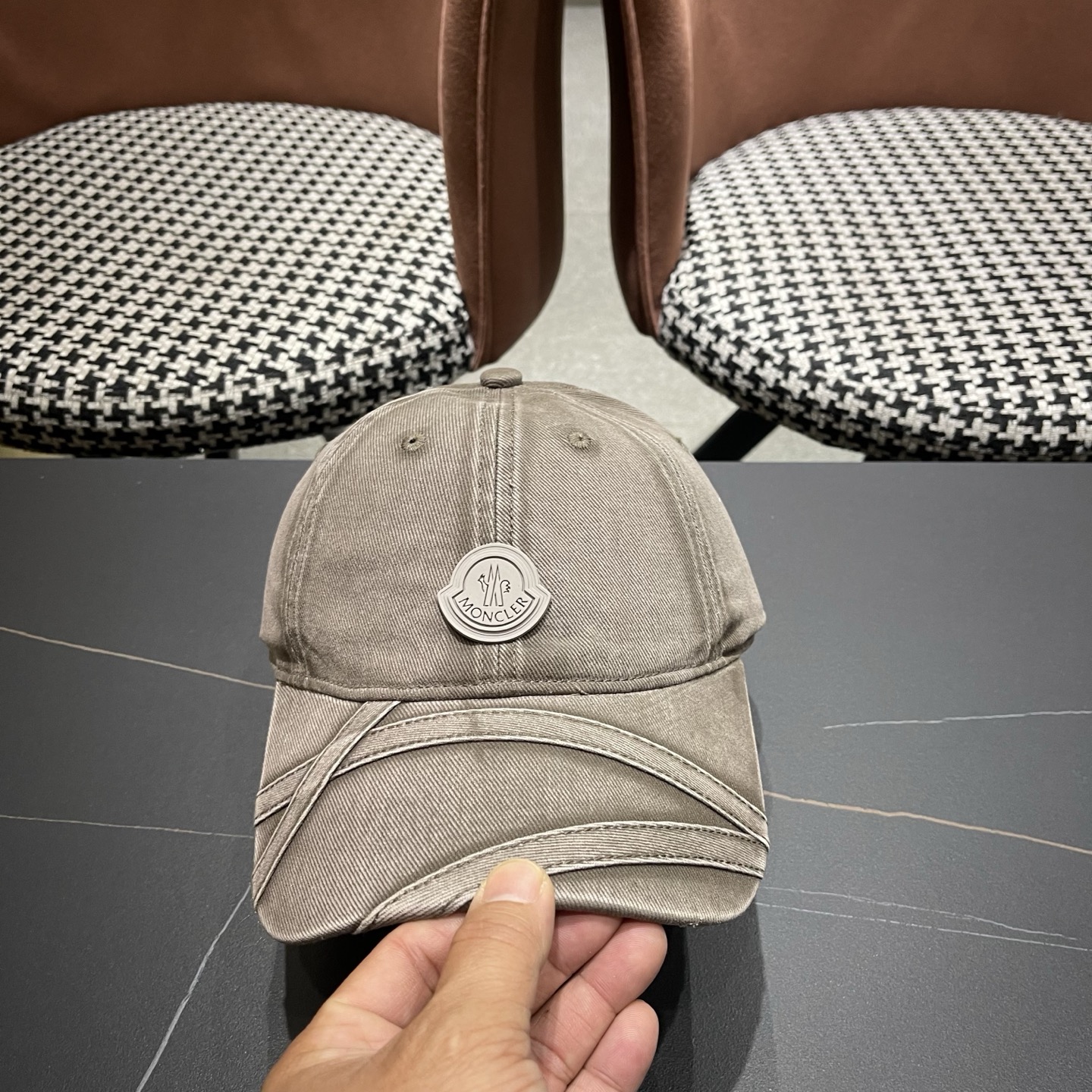 MONCLER蒙口新款洗水做旧棒球帽，男女同款，网红同款